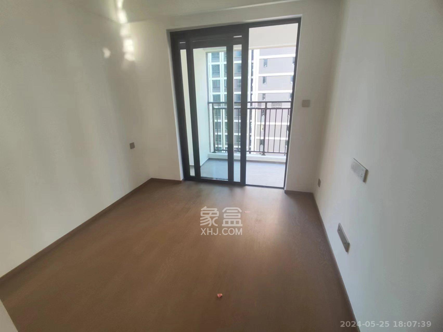 时代建发和著  4室2厅2卫   3200.00元/月室内图