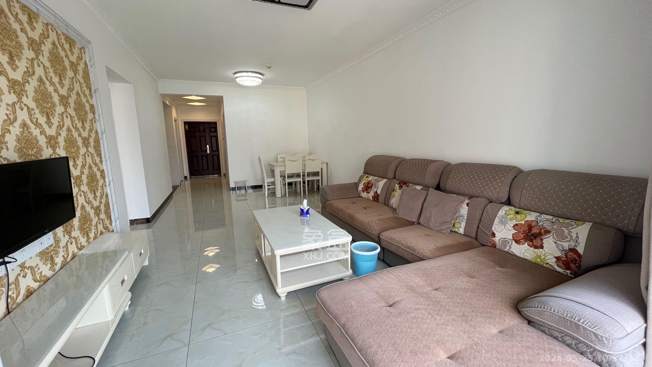 北辰三角洲E4区  3室2厅1卫    3600.0元/月室内图