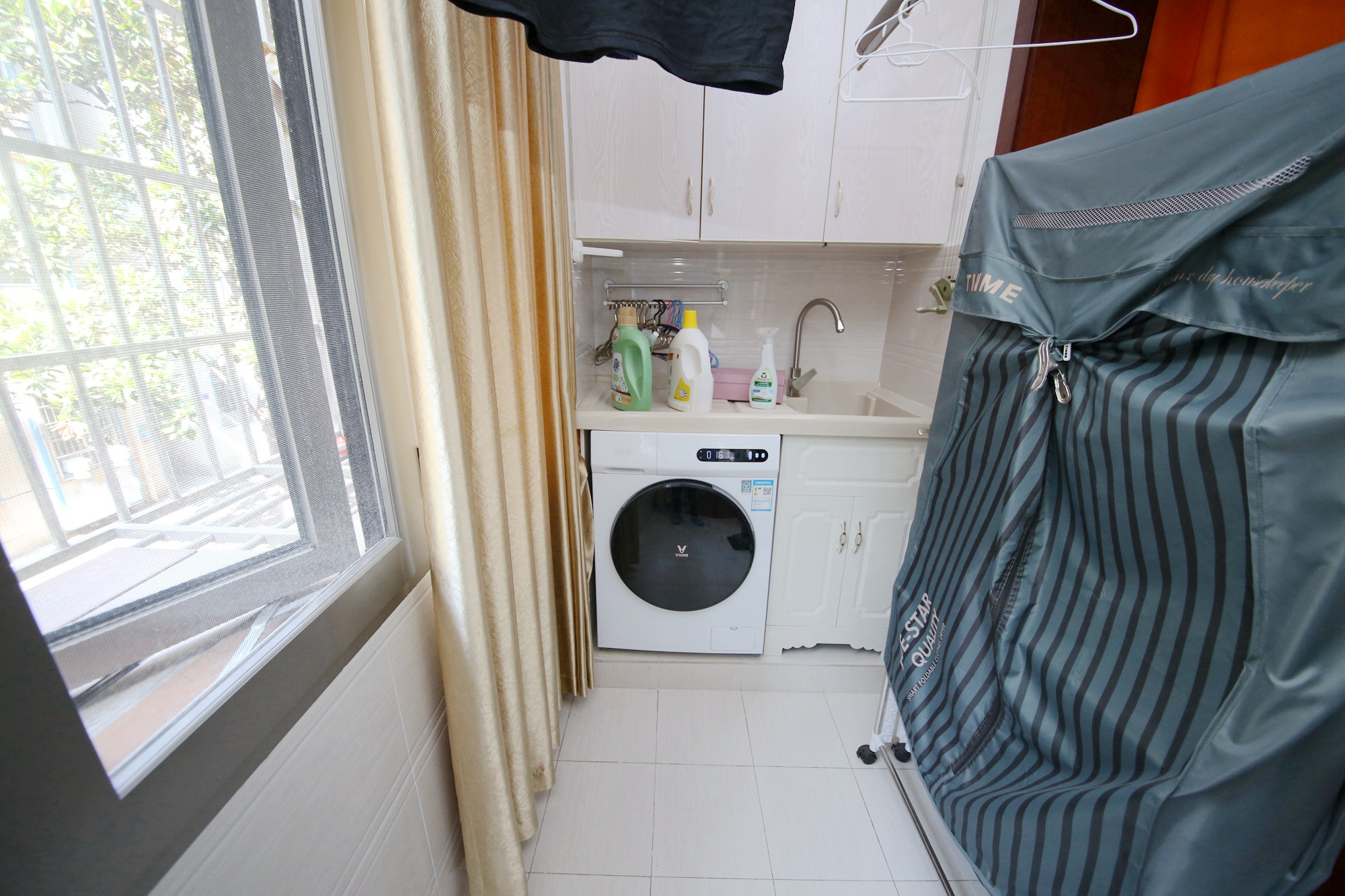 湖南省农业厅  2室2厅1卫    110.0万阳台