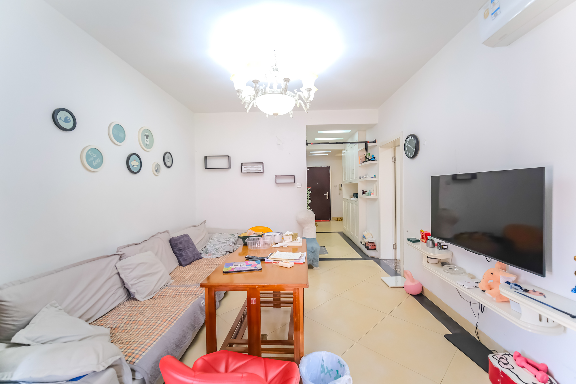 三一街区  3室2厅1卫   65.00万