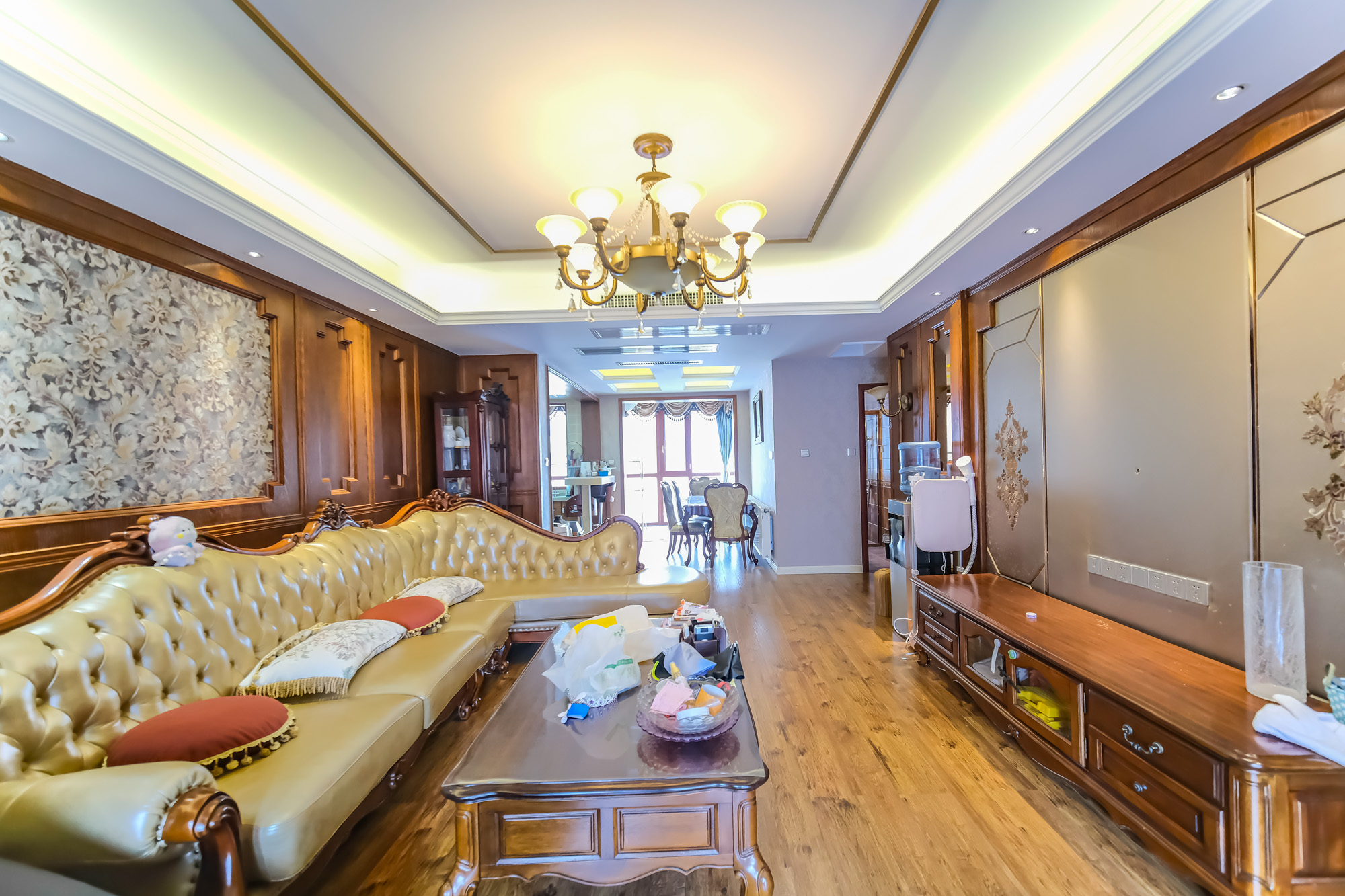 红树湾  4室2厅2卫    108.0万 红树湾  4室2厅2卫    108.0万客厅