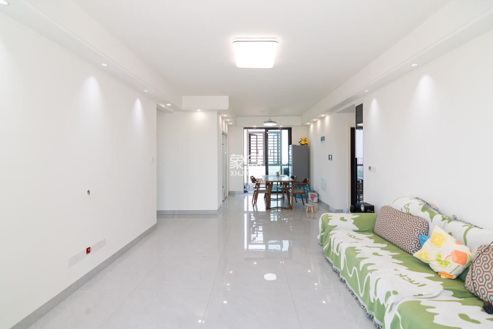 大汉汉府一期  4室2厅2卫    102.0万