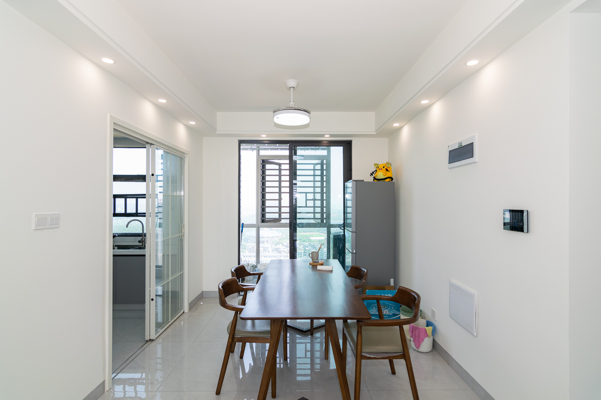 大汉汉府一期 4室2厅2卫 102.0万 大汉汉府一期 4室2厅2卫 102.0万客厅