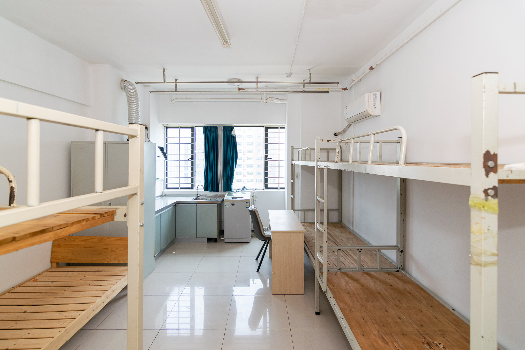 大汉金桥国际市场集群  1室1厅1卫    15.0万 大汉金桥国际市场集群  1室1厅1卫    15.0万卧室