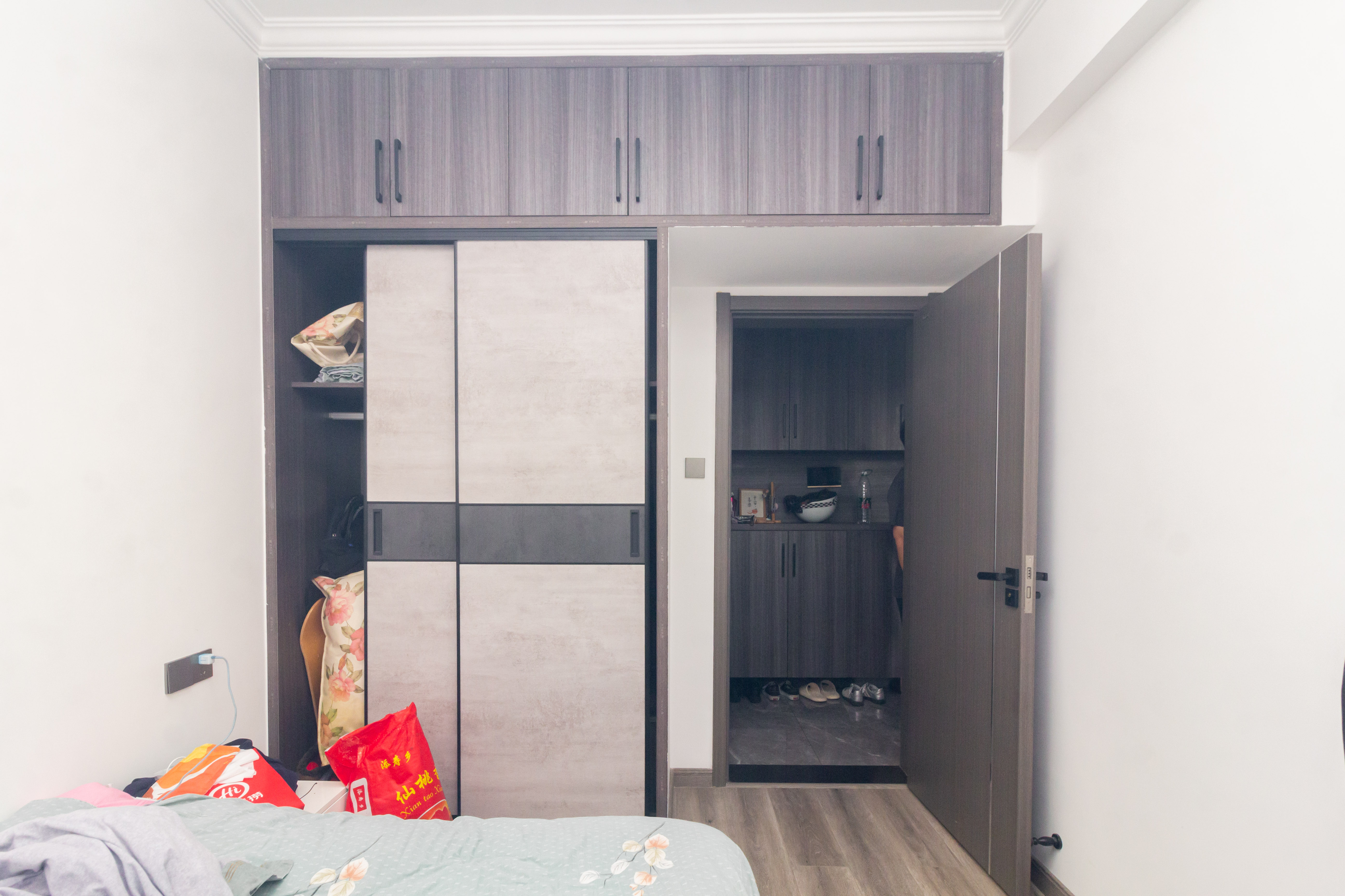 福天星中心(福天星雅苑)  3室2厅2卫    99.0万 福天星中心(福天星雅苑)  3室2厅2卫    99.0万卧室