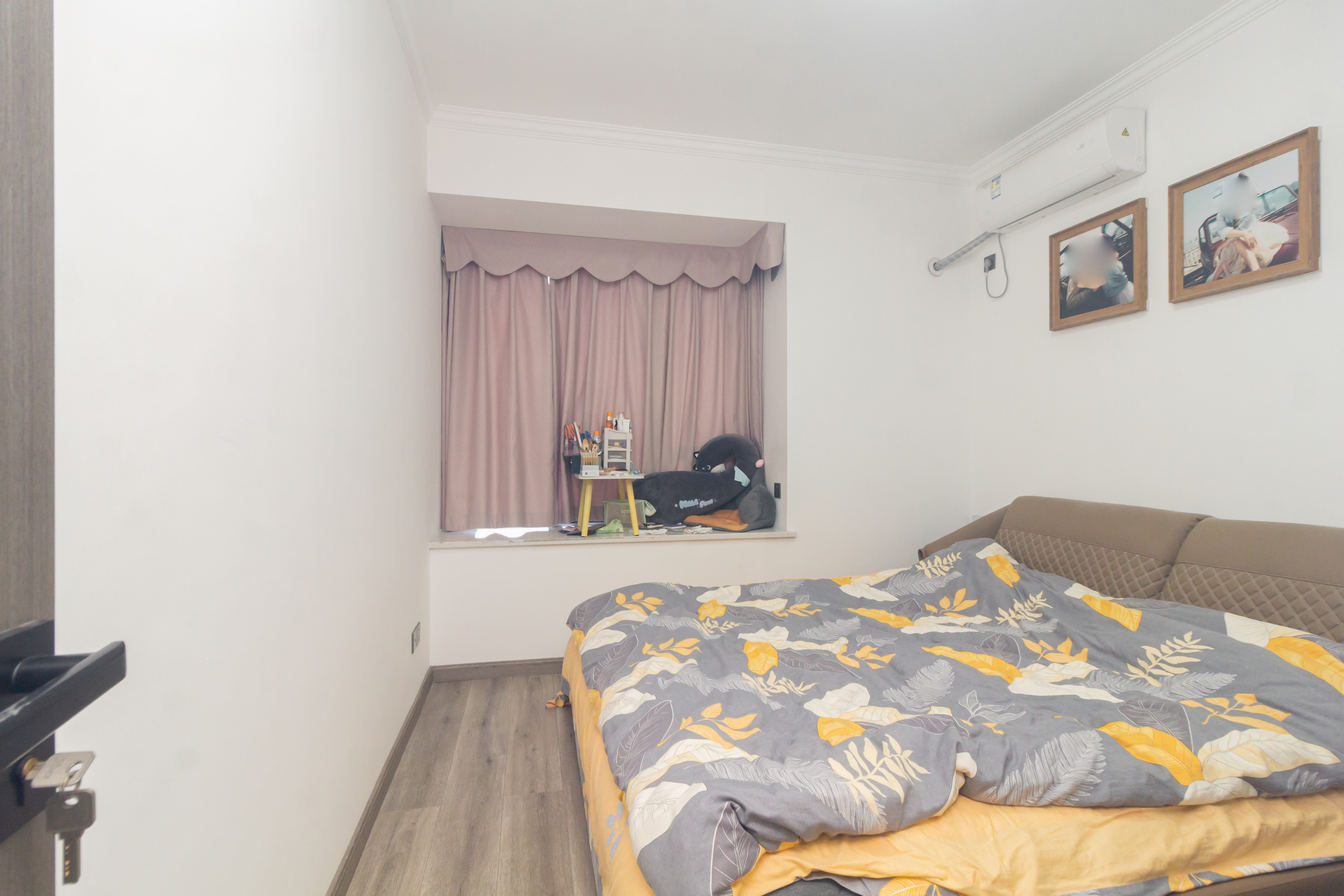 福天星中心(福天星雅苑)  3室2厅2卫    99.0万 福天星中心(福天星雅苑)  3室2厅2卫    99.0万卧室