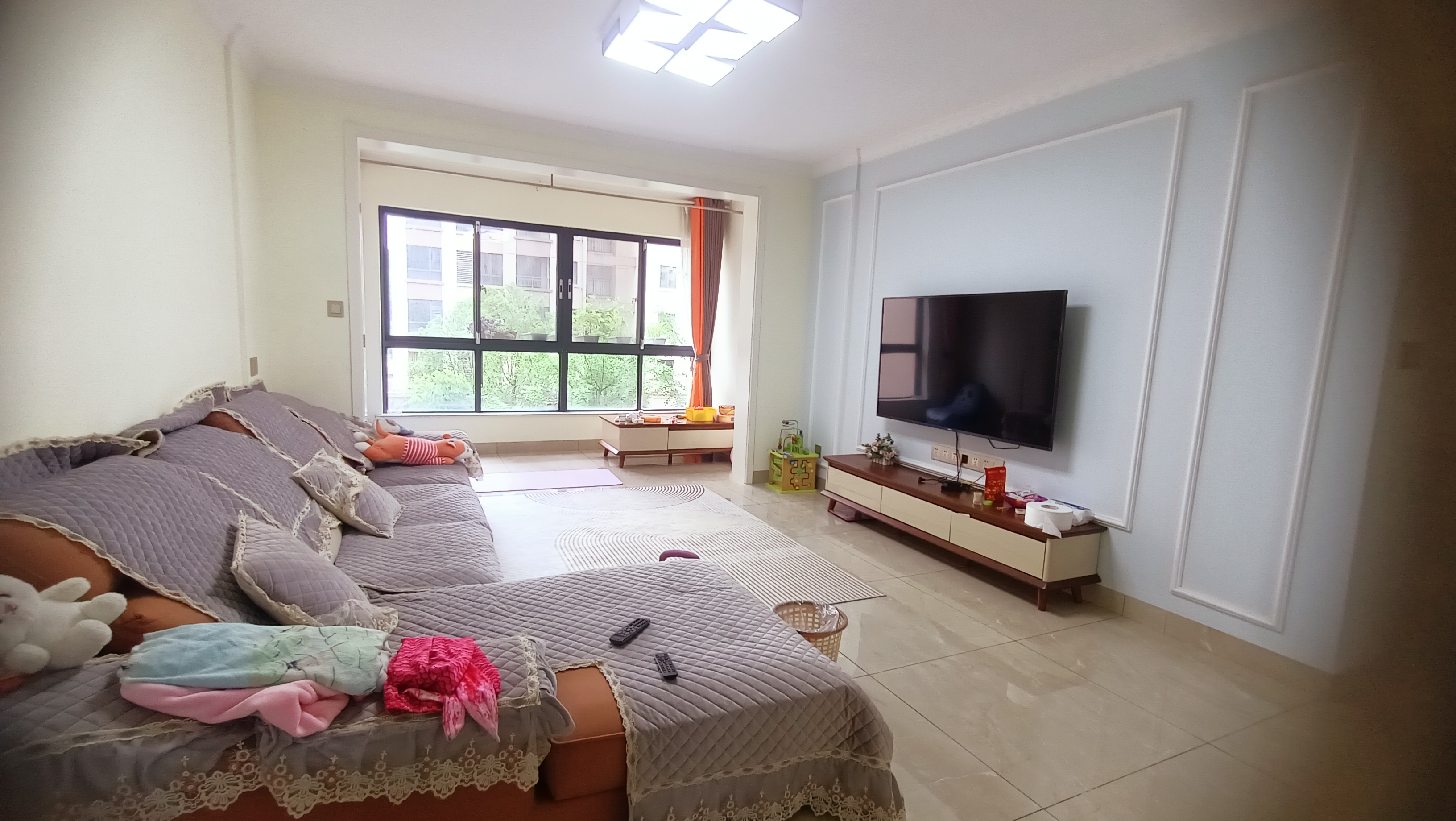 逸都花园 3室2厅2卫 61.80万 逸都花园 3室2厅2卫 61.80万室内图