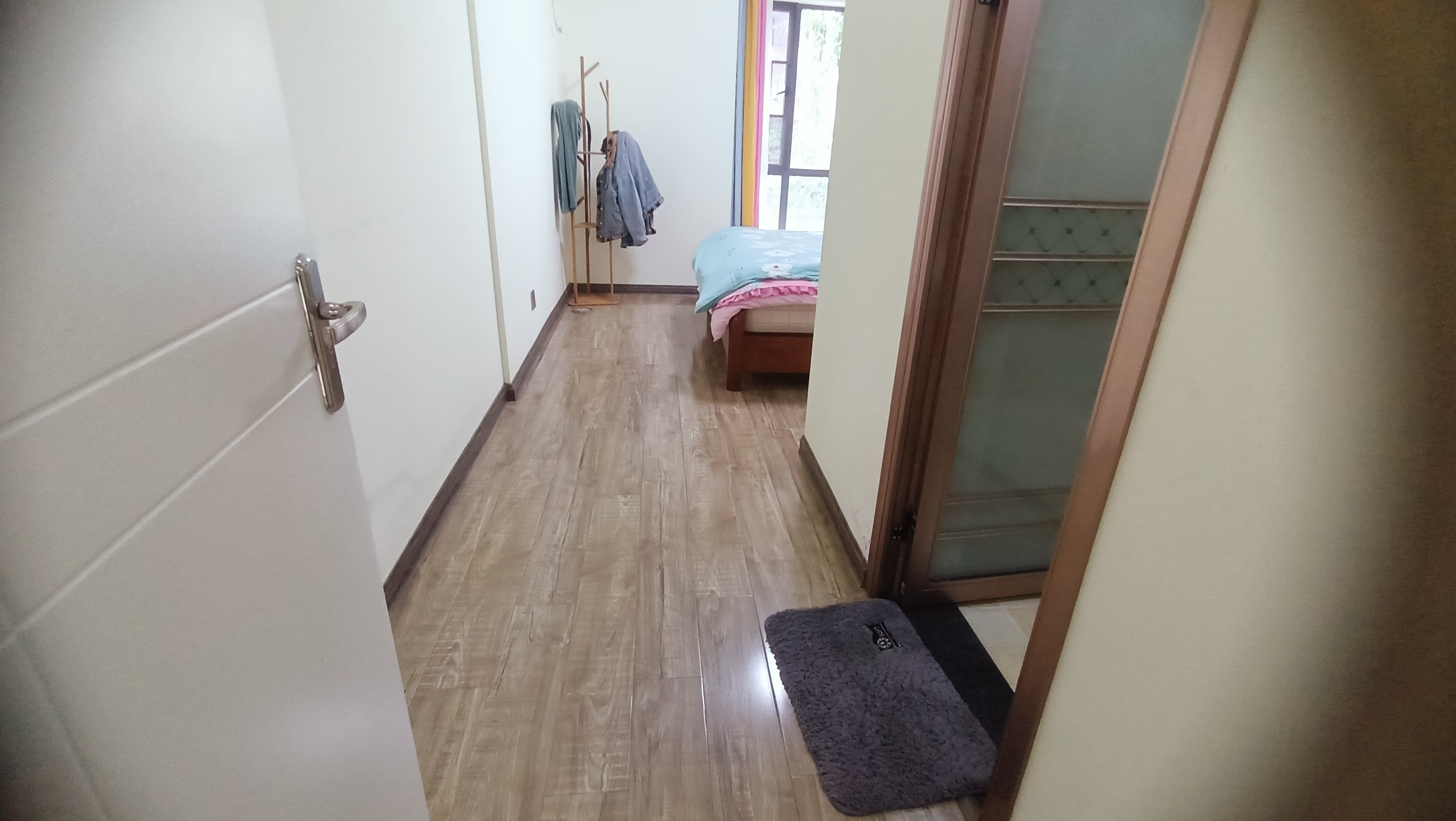 逸都花园 3室2厅2卫 61.80万 逸都花园 3室2厅2卫 61.80万室内图