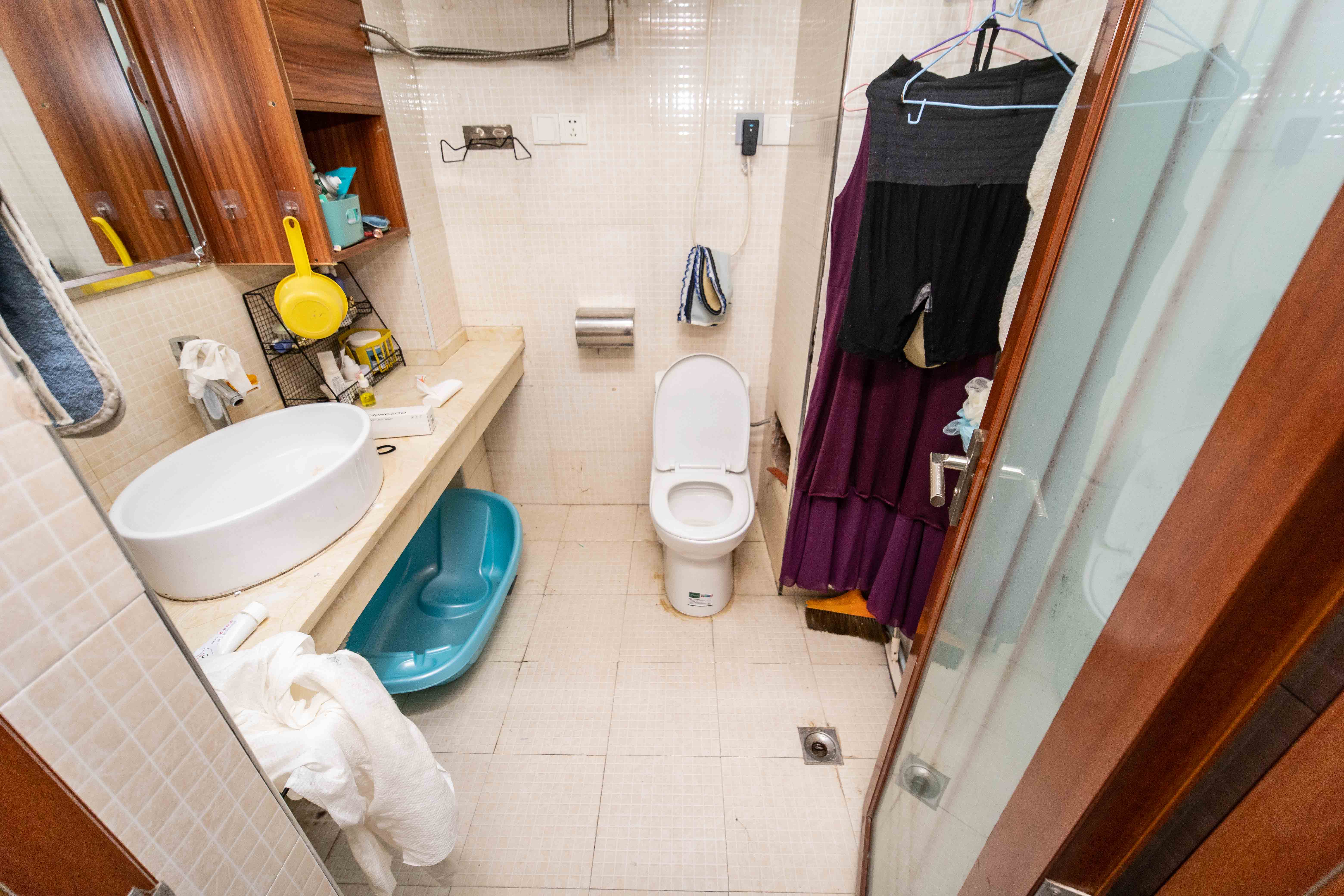 惠泽园 3室2厅2卫 88.8万 惠泽园 3室2厅2卫 88.8万卫生间