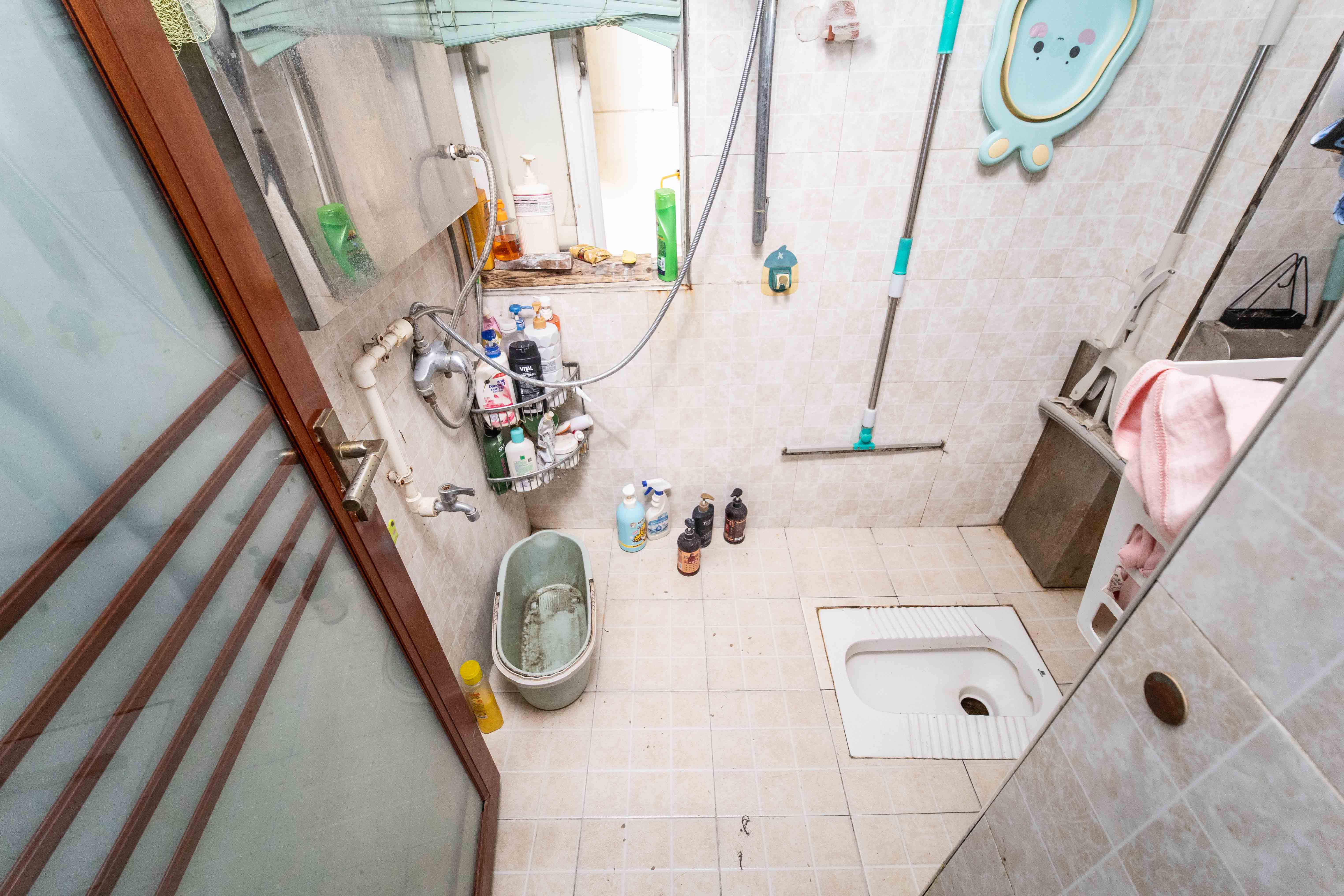 惠泽园 3室2厅2卫 88.8万 惠泽园 3室2厅2卫 88.8万卫生间