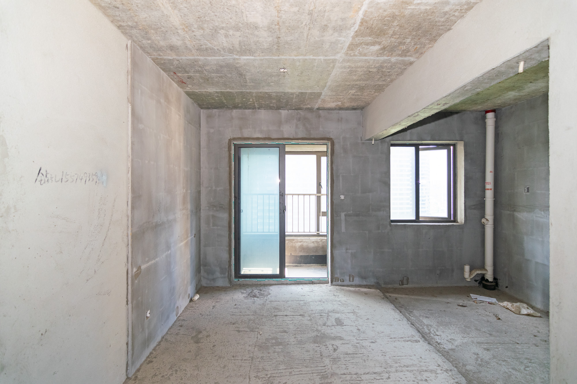 润和山水郡 4室2厅2卫 89.5万 润和山水郡 4室2厅2卫 89.5万客厅