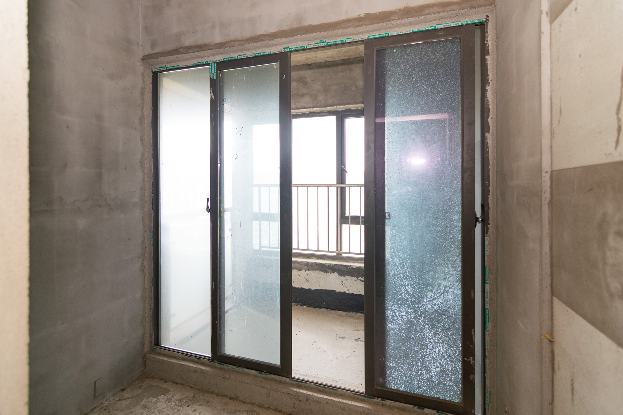 润和山水郡 4室2厅2卫 89.5万 润和山水郡 4室2厅2卫 89.5万卧室