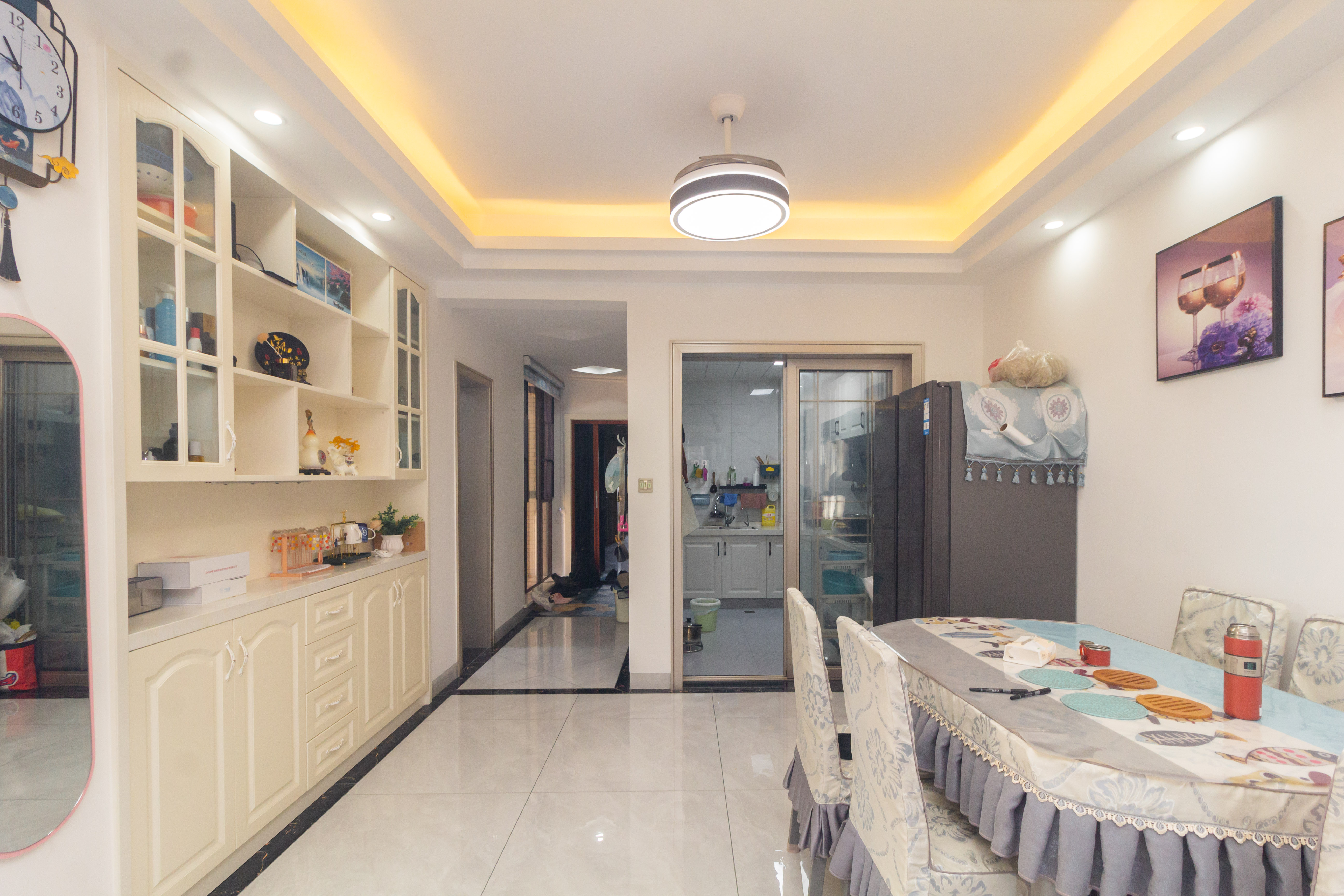 三景华御  3室2厅1卫    65.0万 三景华御  3室2厅1卫    65.0万客厅