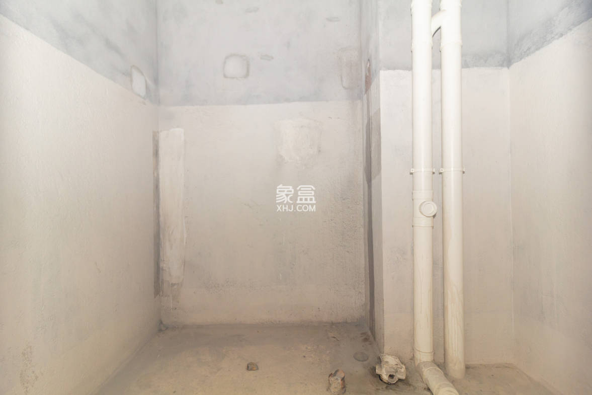 雅居乐新地 1室1厅1卫 32.0万 雅居乐新地 1室1厅1卫 32.0万卫生间