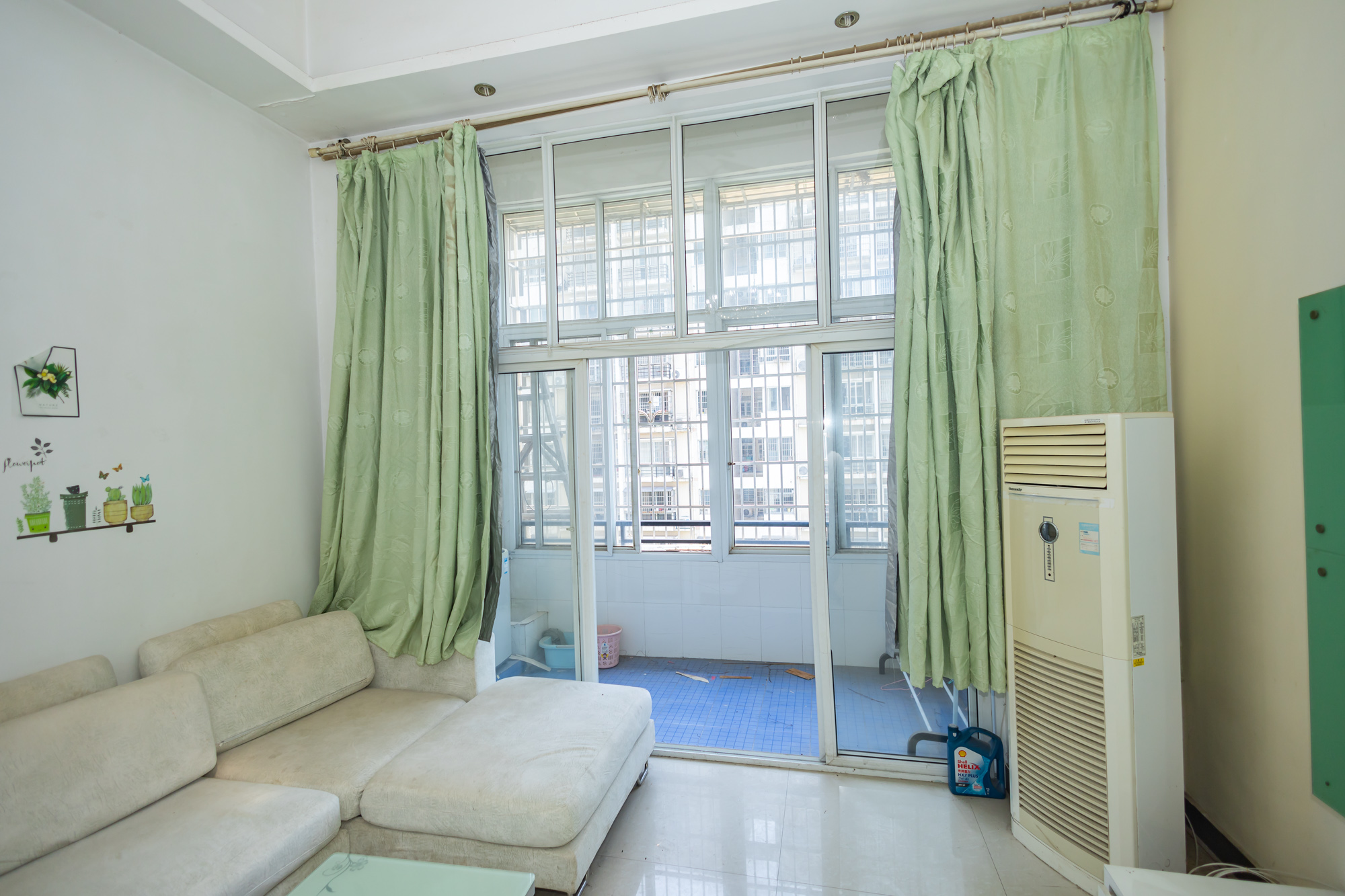 楚天家园  2室2厅1卫    53.0万 楚天家园  2室2厅1卫    53.0万阳台