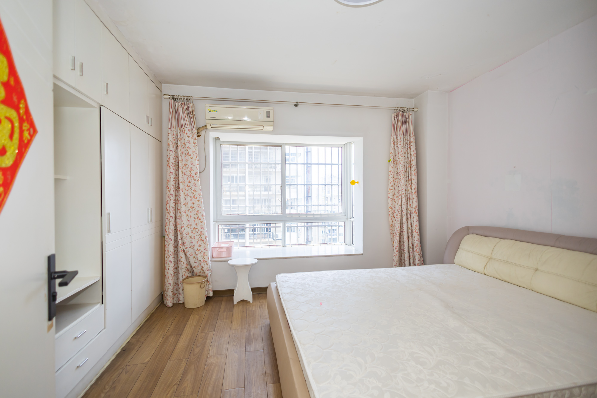 楚天家园  2室2厅1卫    53.0万 楚天家园  2室2厅1卫    53.0万卧室