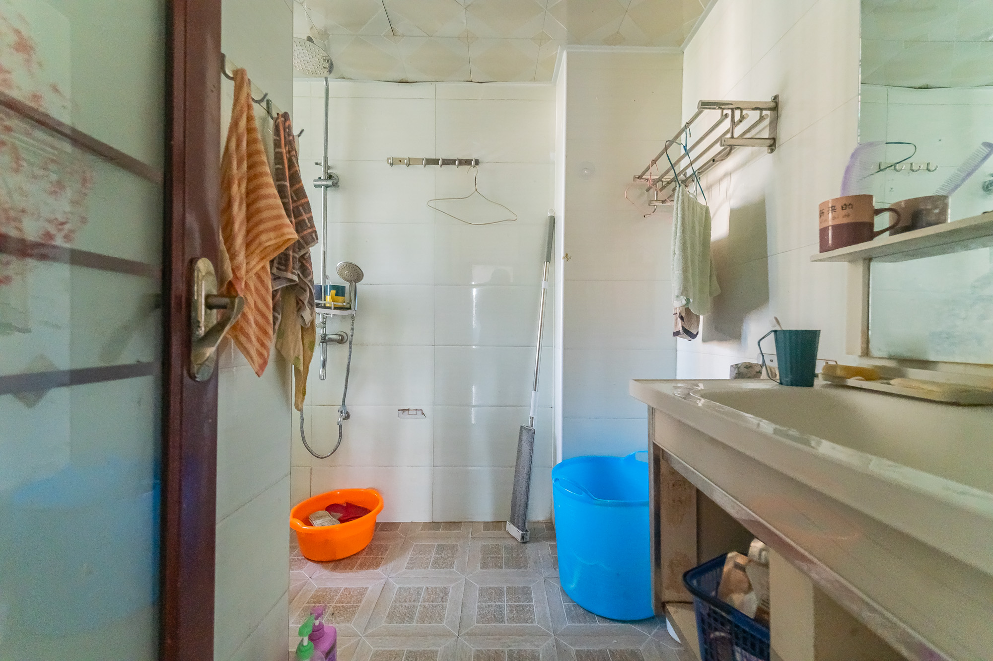 星湖湾一期高层 3室2厅1卫 69.8万 星湖湾一期高层 3室2厅1卫 69.8万卫生间