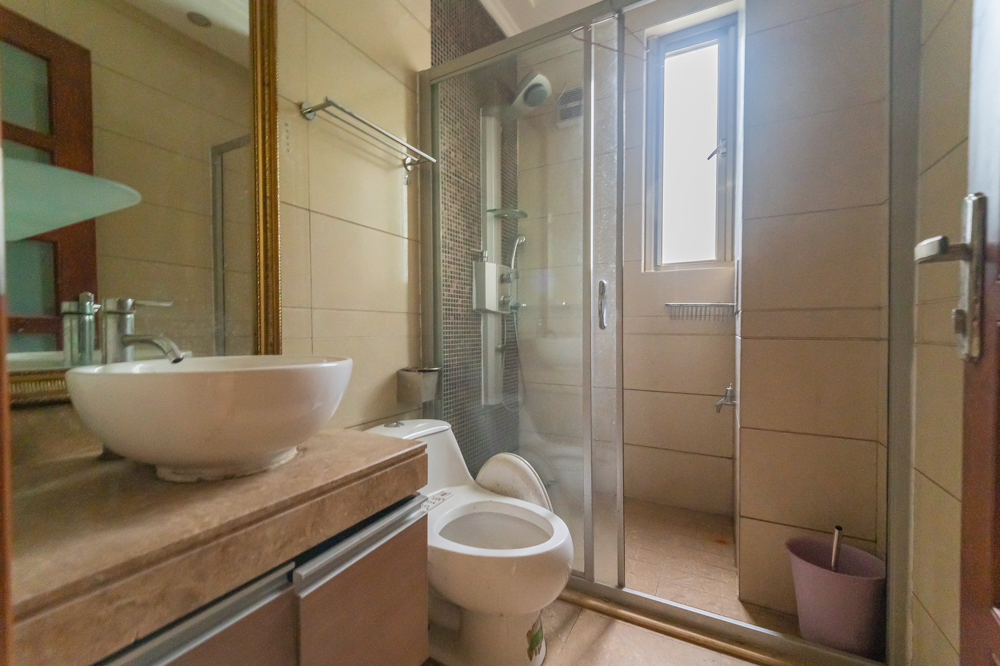 碧桂园威尼斯城  8室2厅4卫    870.0万 碧桂园威尼斯城  8室2厅4卫    870.0万卫生间