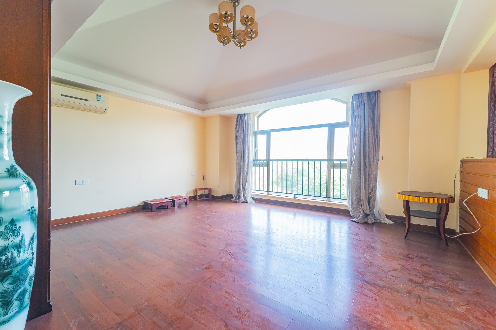 碧桂园威尼斯城  8室2厅4卫    870.0万 碧桂园威尼斯城  8室2厅4卫    870.0万卧室