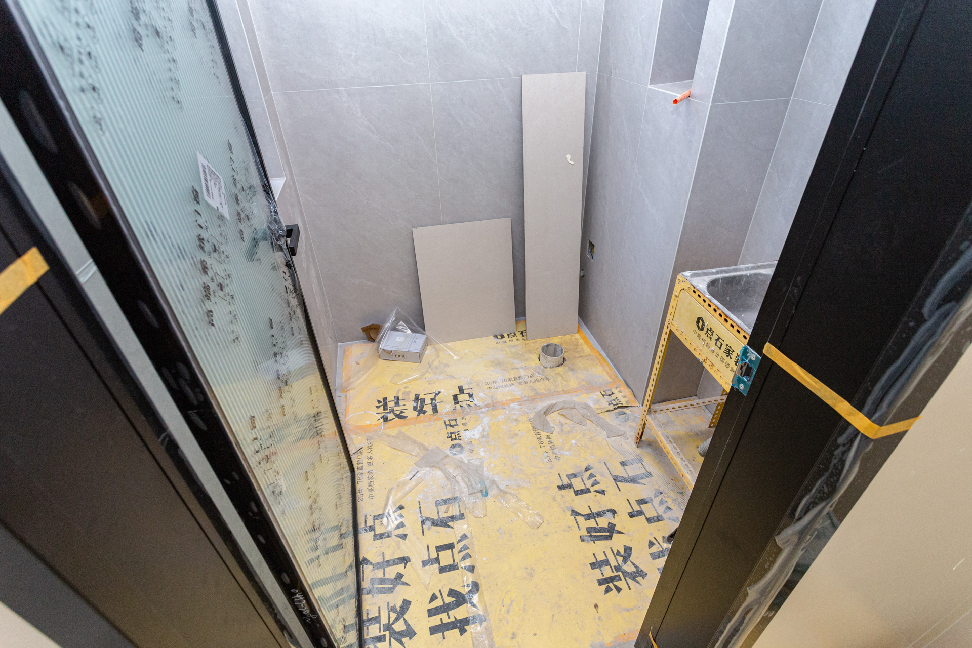 润和湘江天地E区  5室2厅3卫    389.0万 润和湘江天地E区  5室2厅3卫    389.0万其他