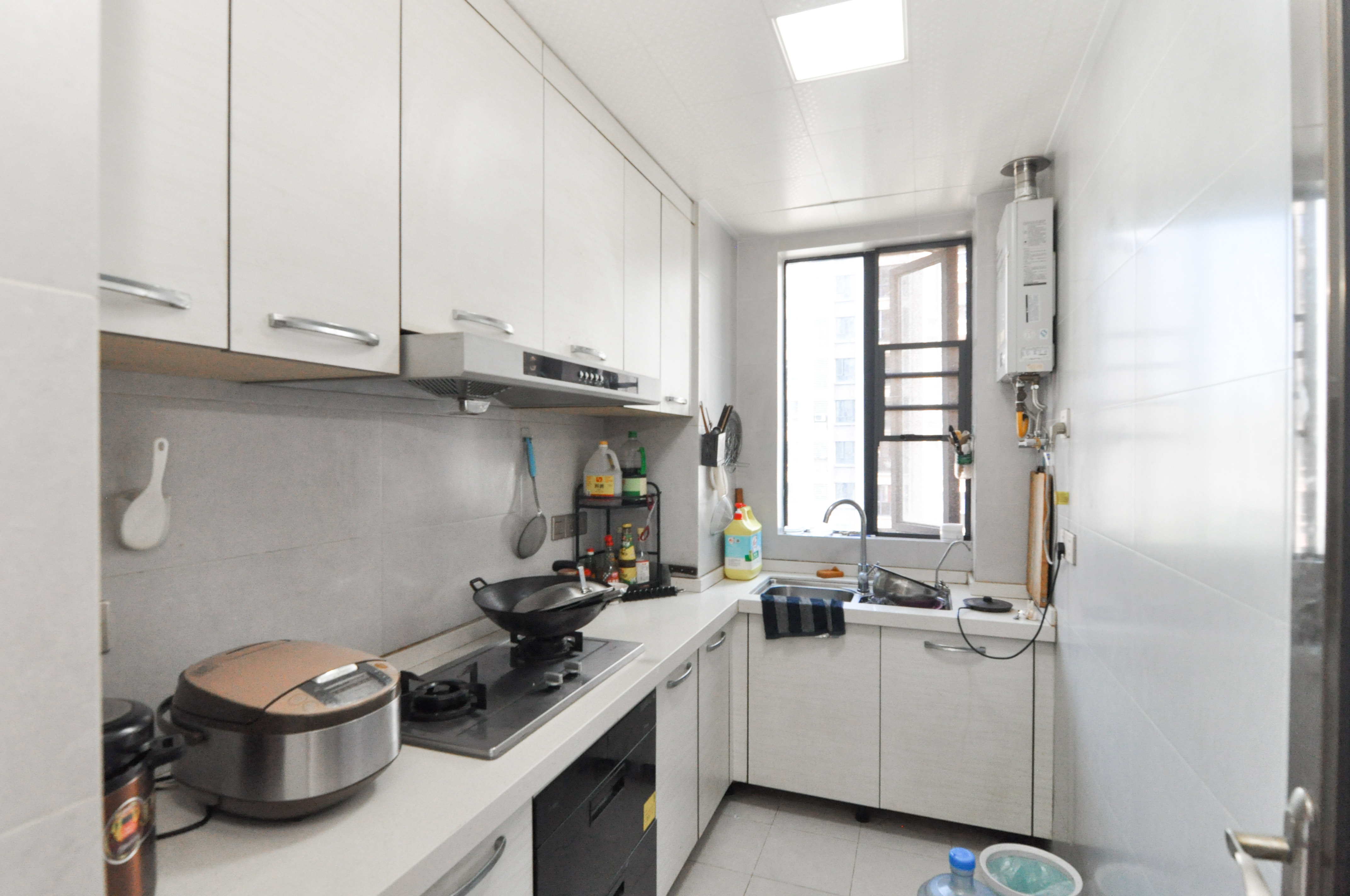 中海梅溪湖壹号  3室2厅2卫    202.0万厨房