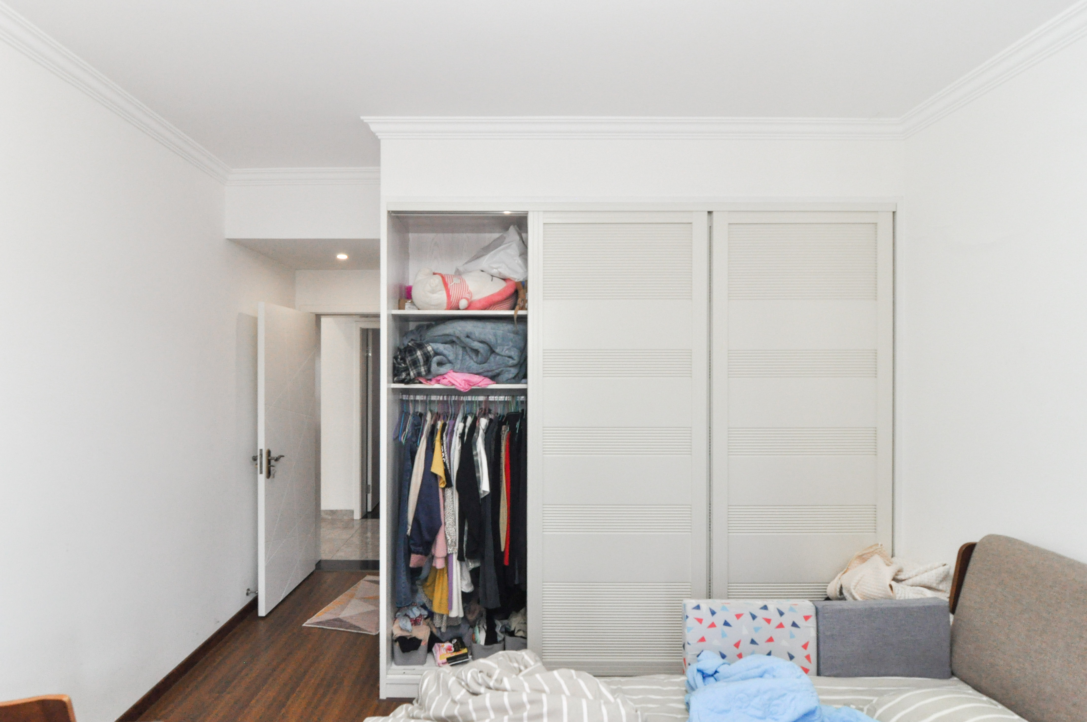 中海梅溪湖壹号  3室2厅2卫    202.0万卧室