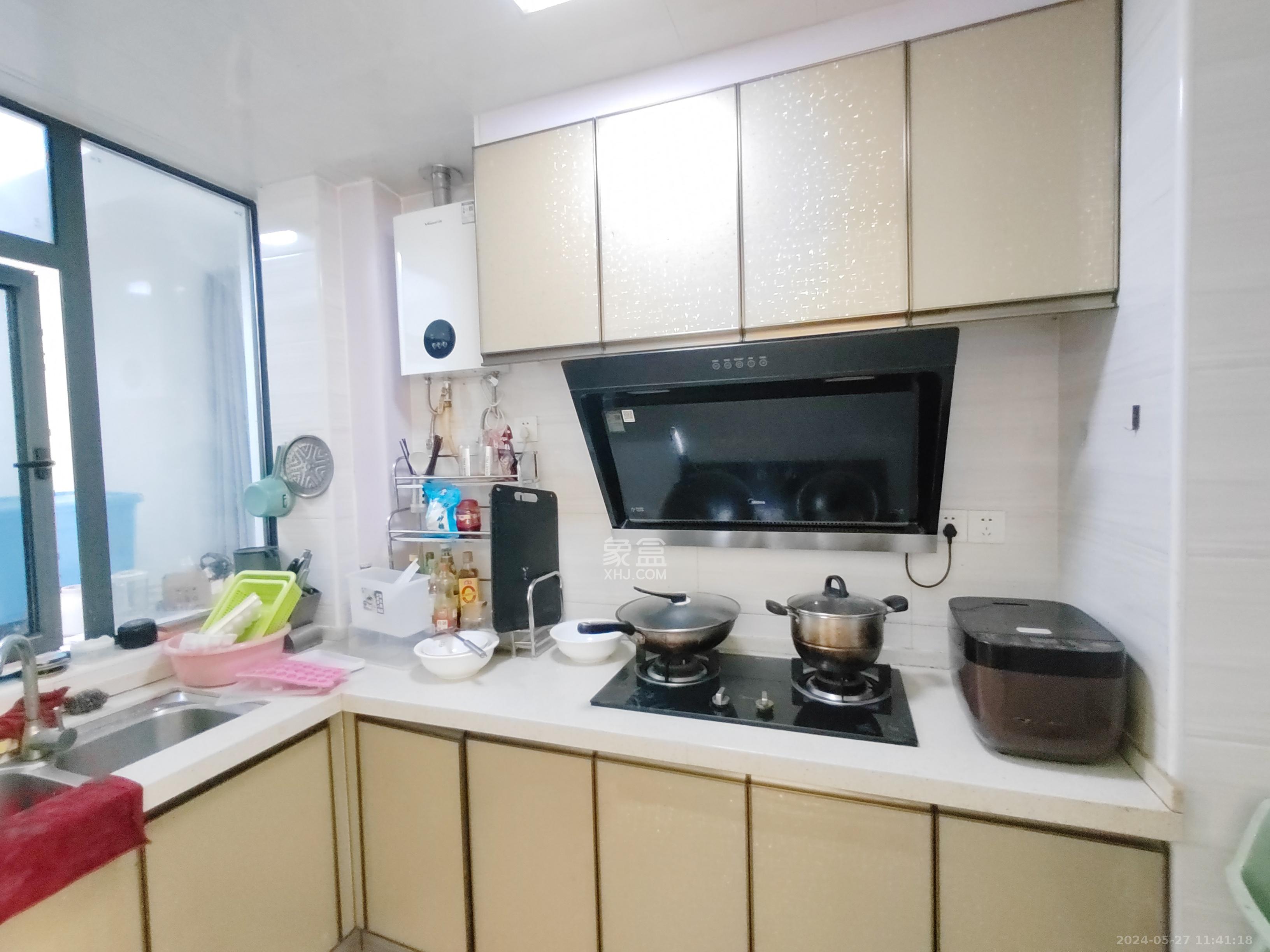 梅溪峰汇(房聚梅溪壹中心)  2室2厅1卫    2800.0元/月 梅溪峰汇(房聚梅溪壹中心)  2室2厅1卫    2800.0元/月室内图