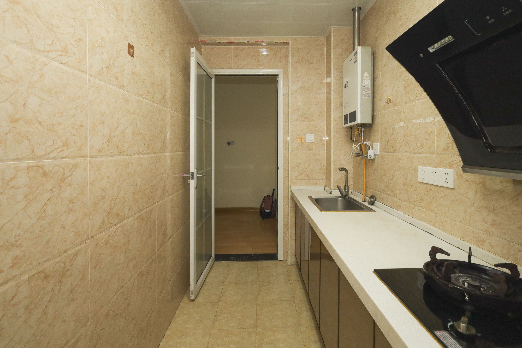 山语城三期  3室2厅1卫    56.8万 山语城三期  3室2厅1卫    56.8万厨房