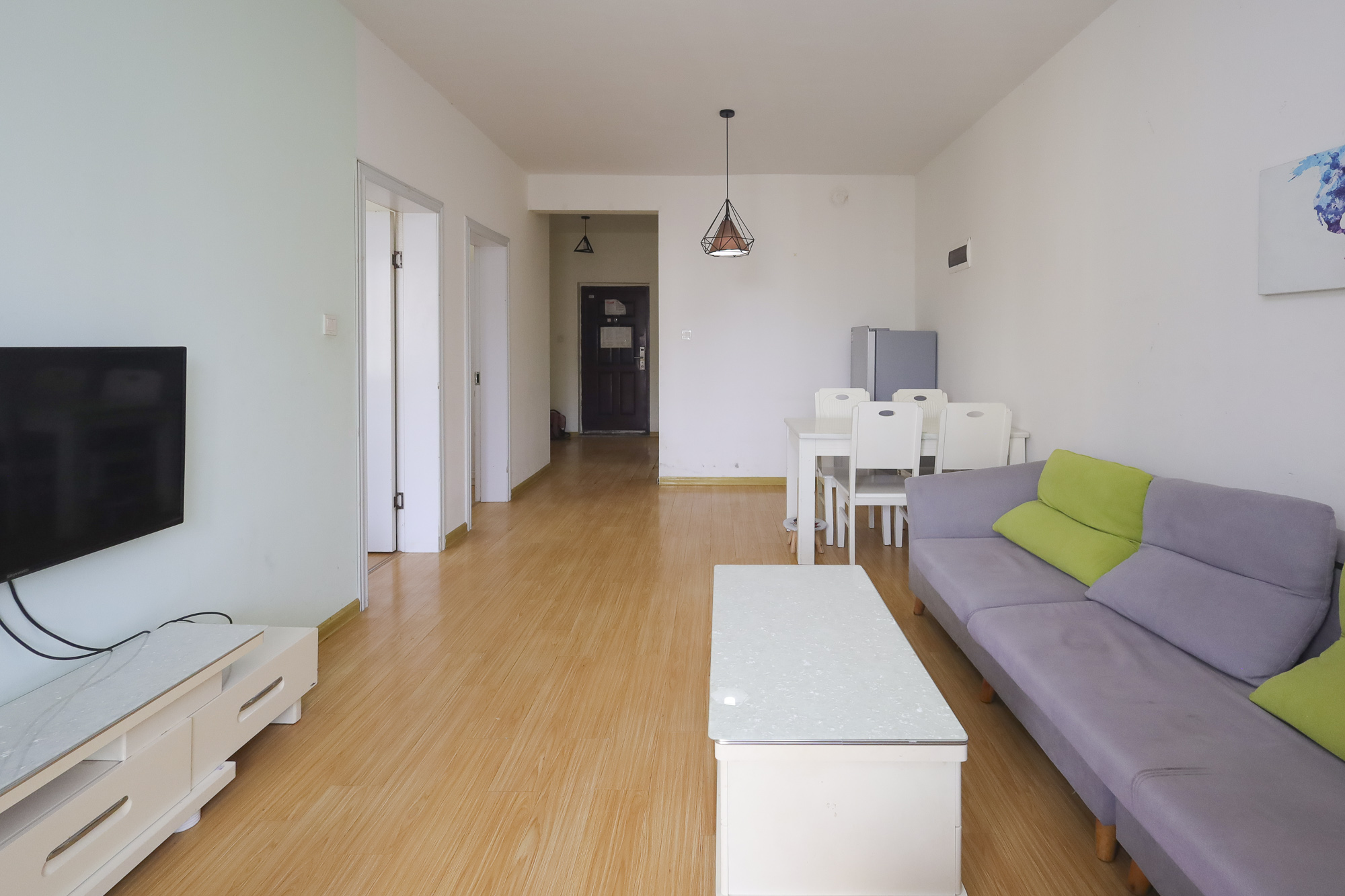 山语城三期  3室2厅1卫    56.8万 山语城三期  3室2厅1卫    56.8万客厅