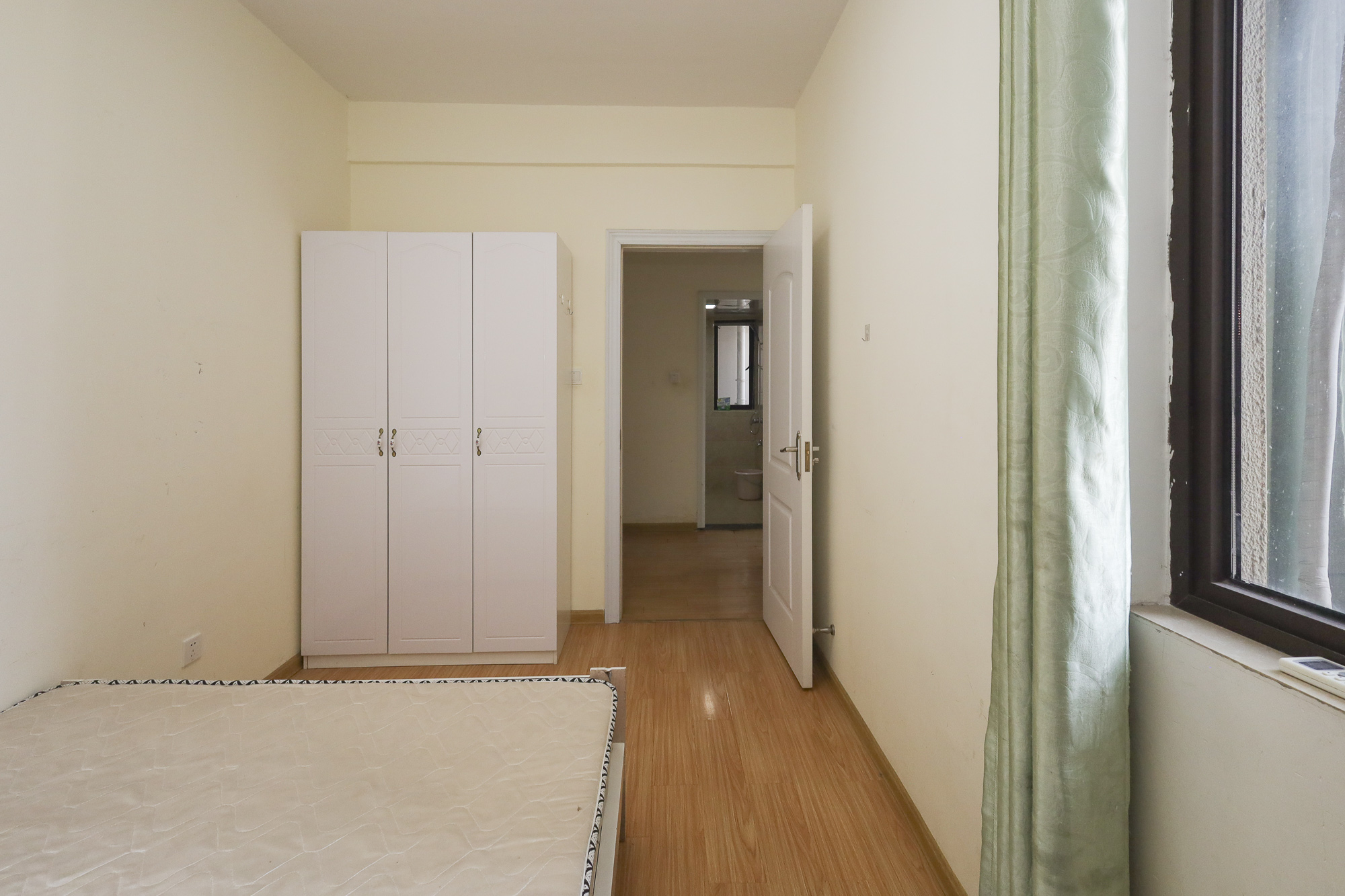 山语城三期  3室2厅1卫    56.8万 山语城三期  3室2厅1卫    56.8万卧室