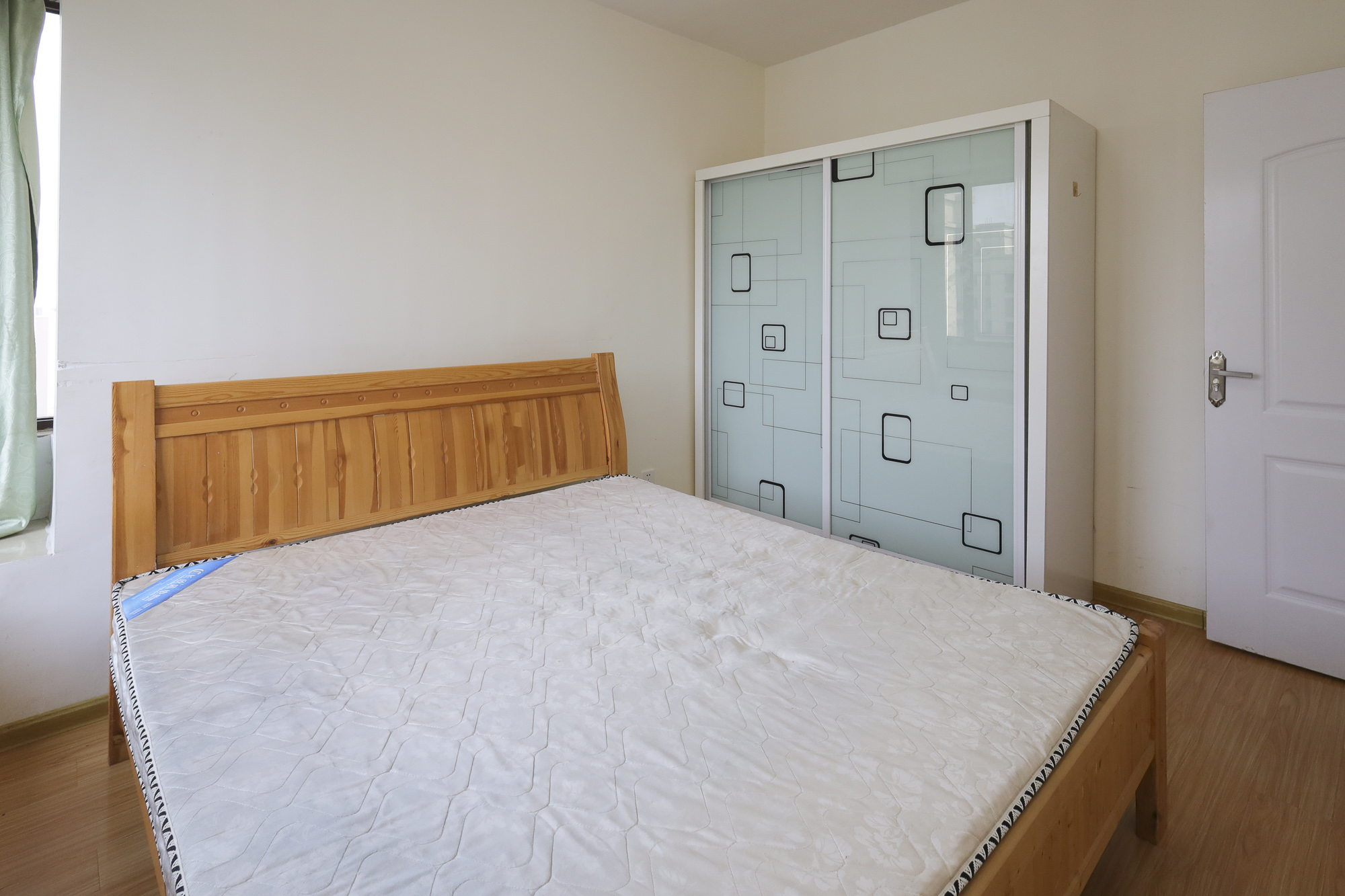 山语城三期  3室2厅1卫    56.8万 山语城三期  3室2厅1卫    56.8万卧室