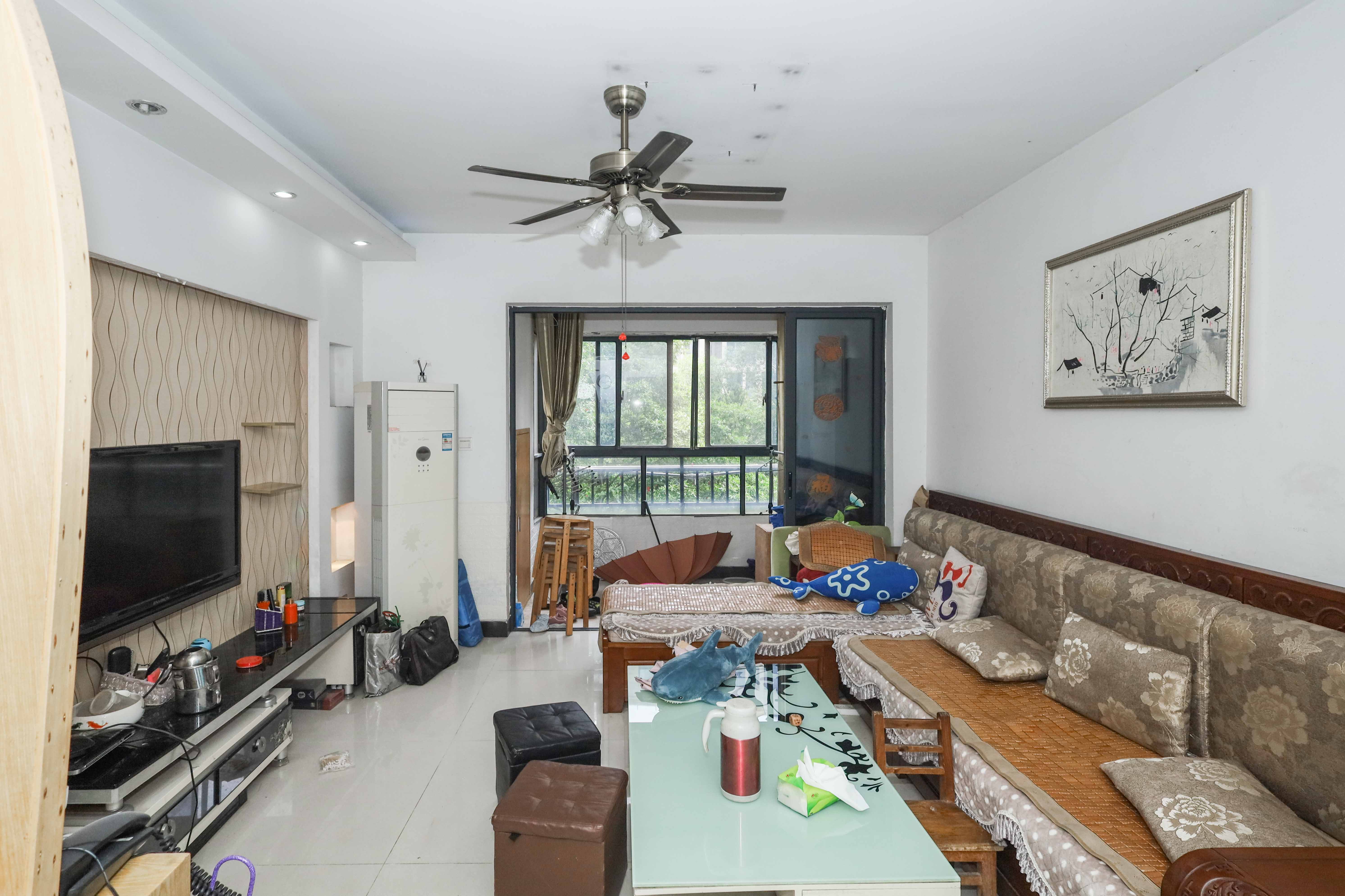 保利麓谷林语A区  3室2厅1卫    75.0万 保利麓谷林语A区  3室2厅1卫    75.0万