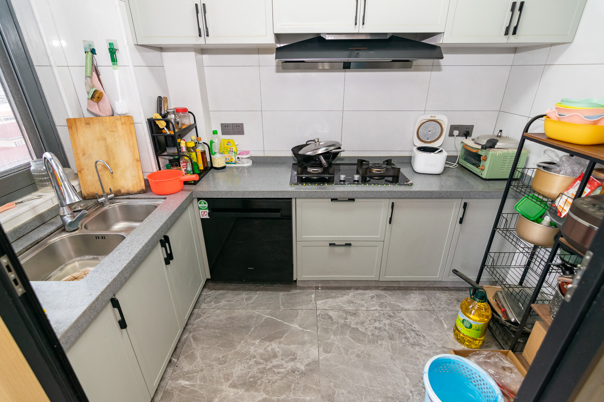 新华联梦想城 4室2厅2卫 139.5万 新华联梦想城 4室2厅2卫 139.5万厨房