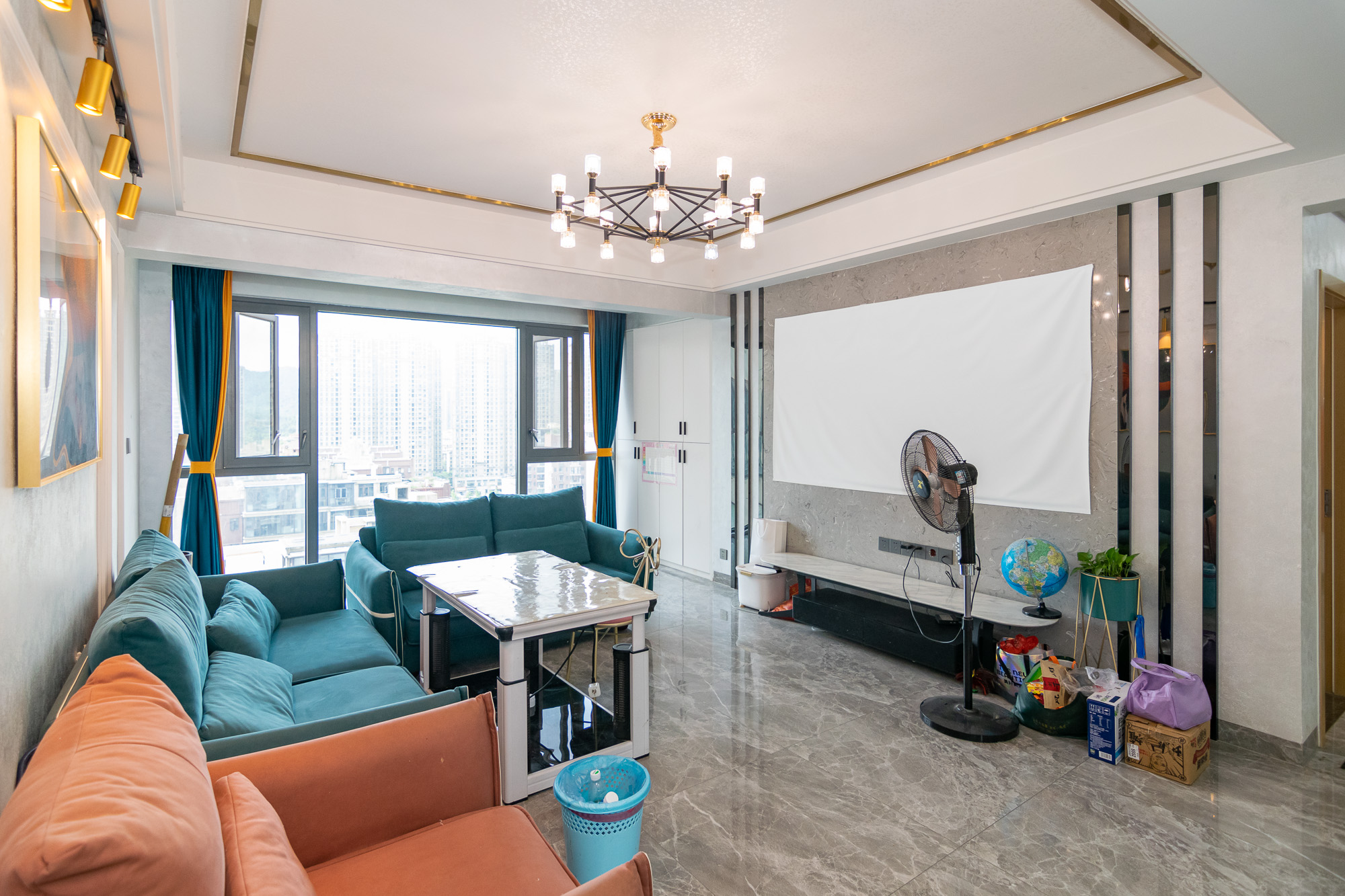 新华联梦想城 4室2厅2卫 139.5万 新华联梦想城 4室2厅2卫 139.5万客厅