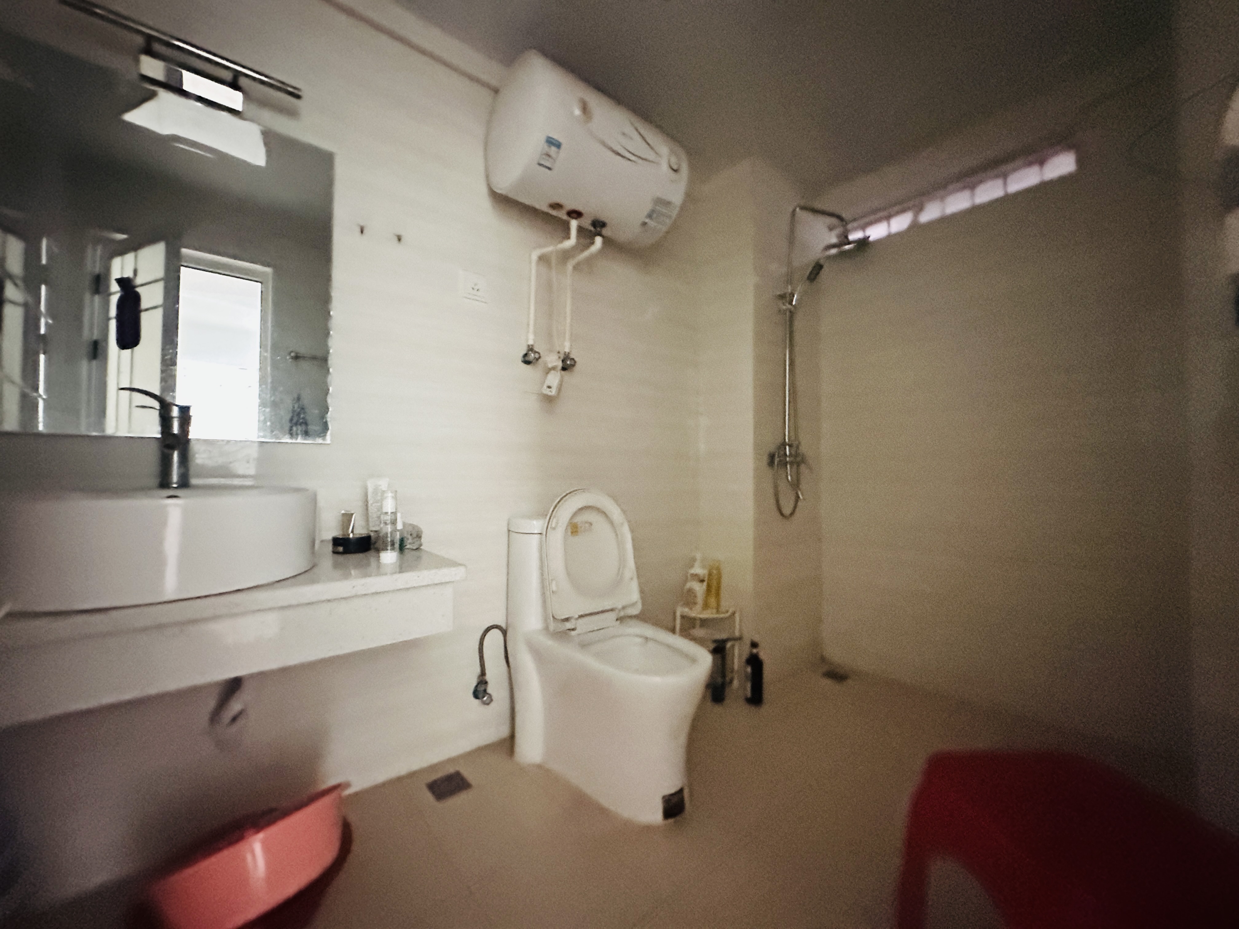 南江广场 2室2厅1卫 79.0万 南江广场 2室2厅1卫 79.0万卫生间