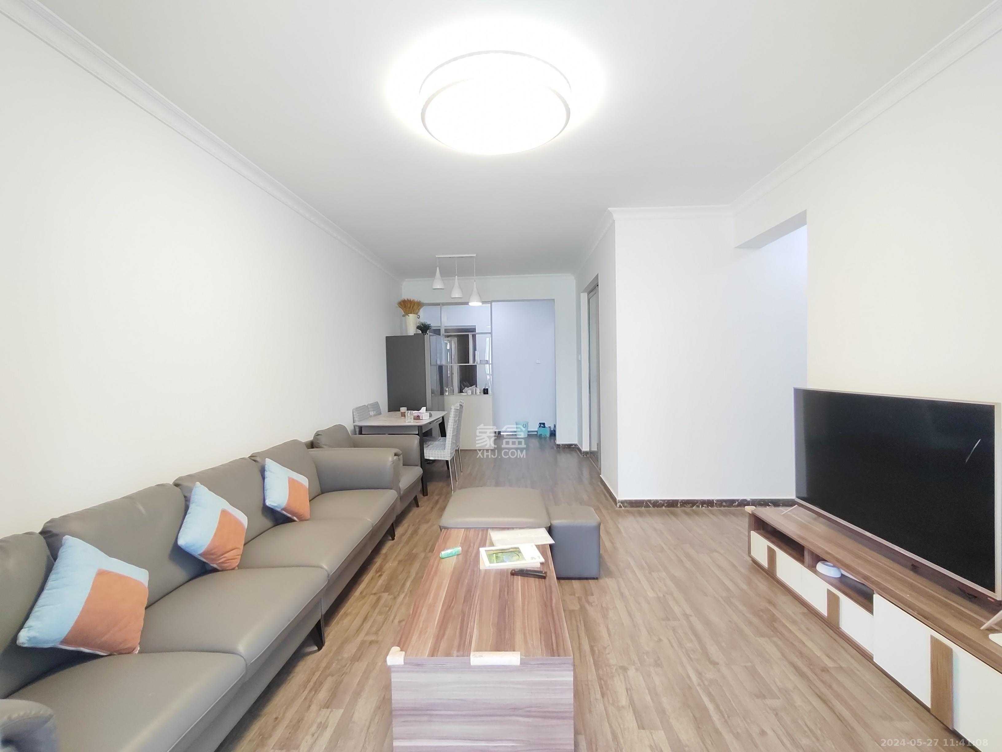 梅溪峰汇(房聚梅溪壹中心)  2室2厅1卫    2800.0元/月 梅溪峰汇(房聚梅溪壹中心)  2室2厅1卫    2800.0元/月室内图1