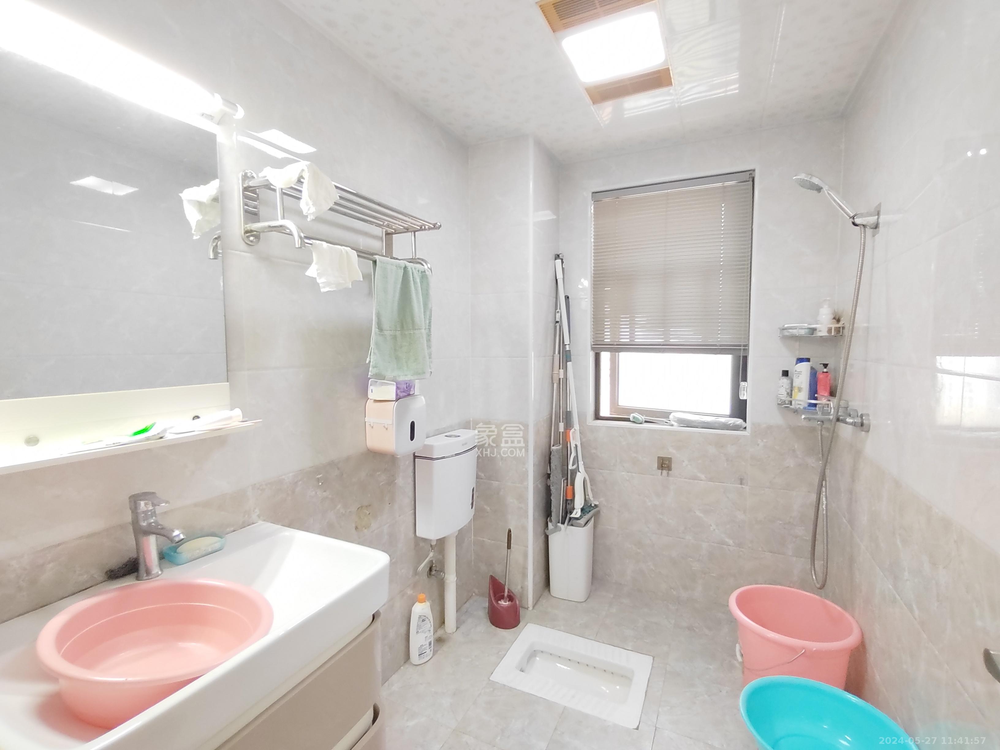 梅溪峰汇(房聚梅溪壹中心)  2室2厅1卫    2800.0元/月 梅溪峰汇(房聚梅溪壹中心)  2室2厅1卫    2800.0元/月室内图