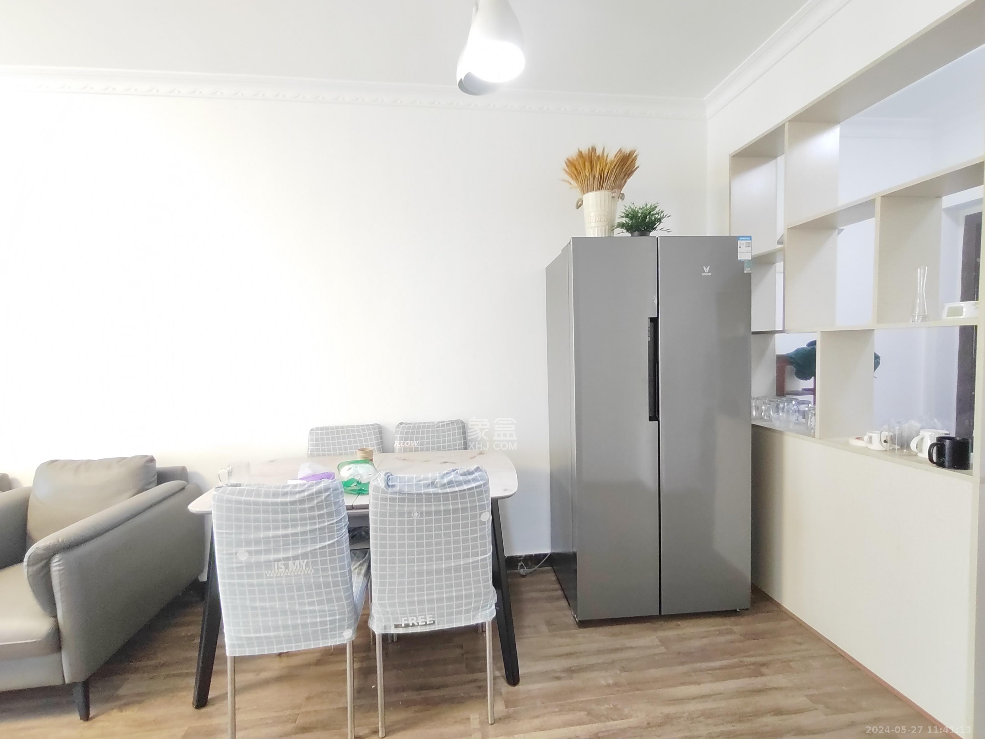 梅溪峰汇(房聚梅溪壹中心)  2室2厅1卫    2800.0元/月 梅溪峰汇(房聚梅溪壹中心)  2室2厅1卫    2800.0元/月室内图