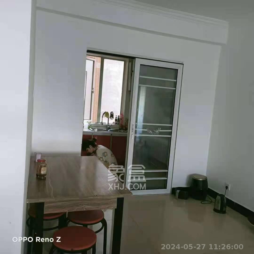 恒广国际景园  3室2厅2卫   2200.00元/月室内图