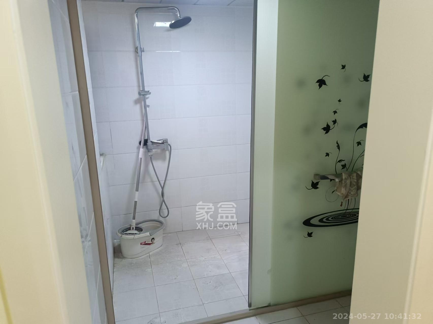 三江花中城  3室2厅1卫   2800.00元/月室内图