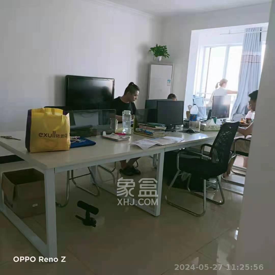 恒广国际景园  3室2厅2卫   2200.00元/月室内图