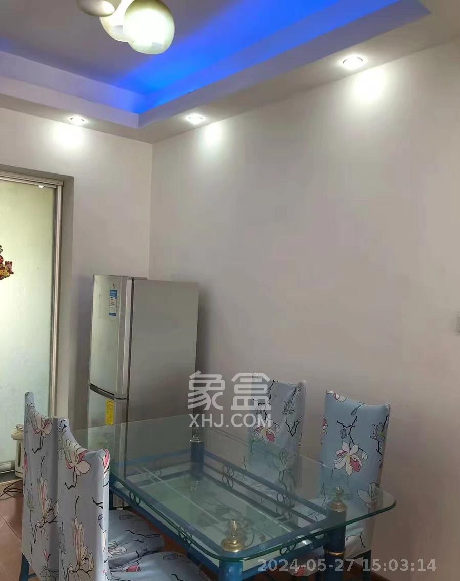 咸嘉新村悦峰园  3室2厅2卫   2200.00元/月室内图