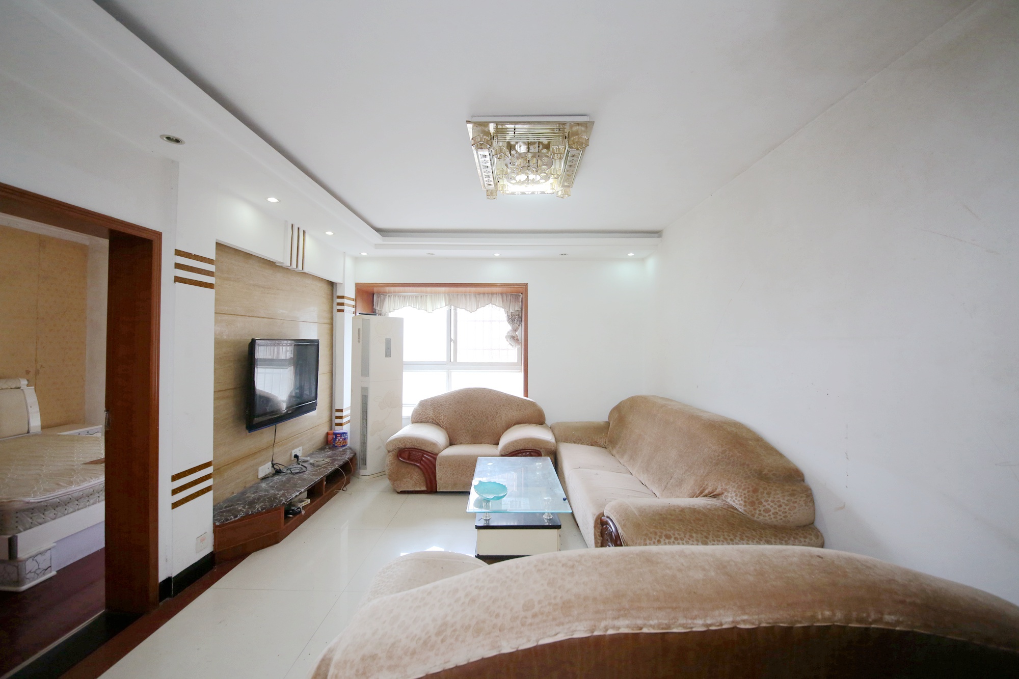 星典时代  3室2厅1卫   82.00万客厅