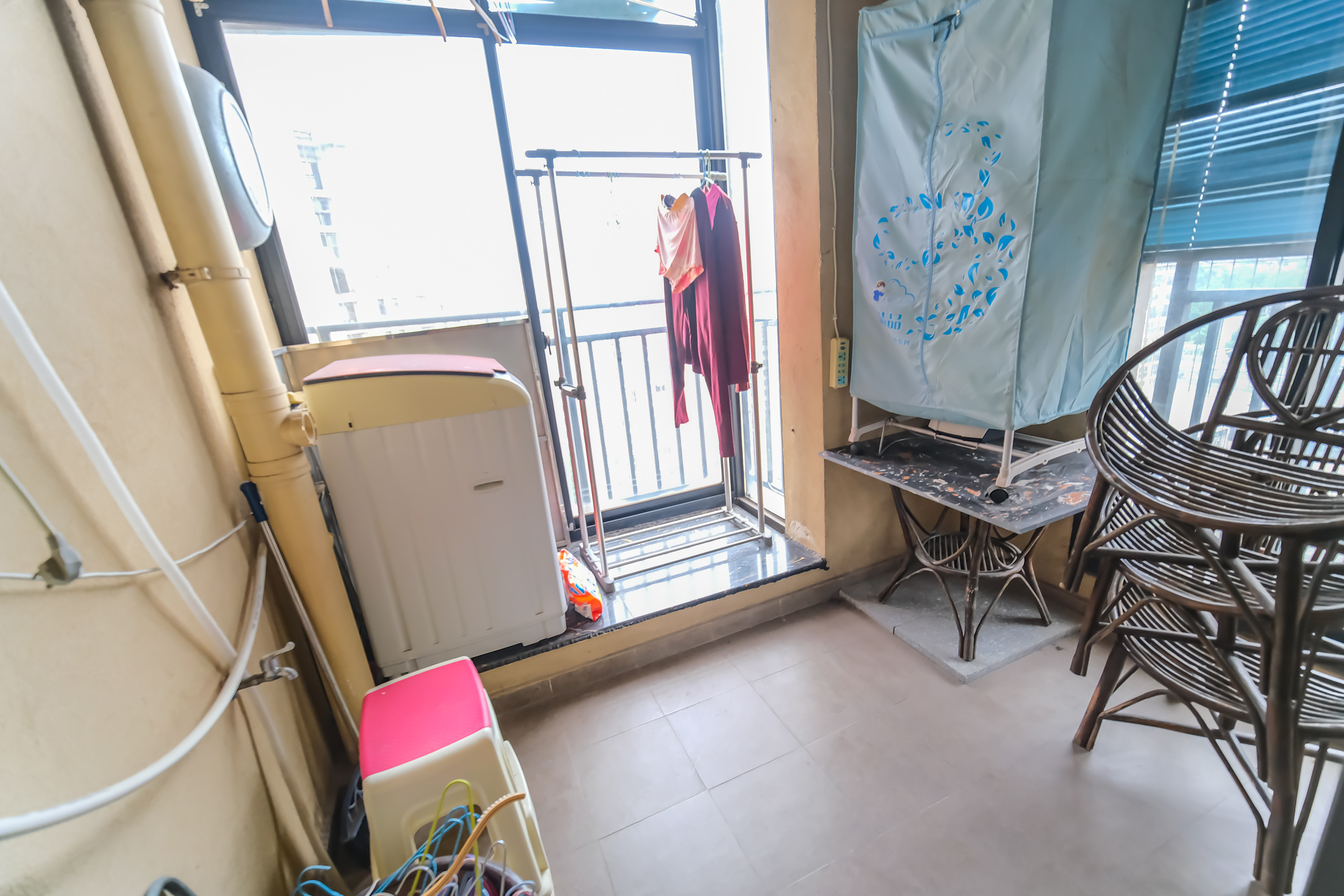 郡原居里  3室2厅1卫   72.80万阳台