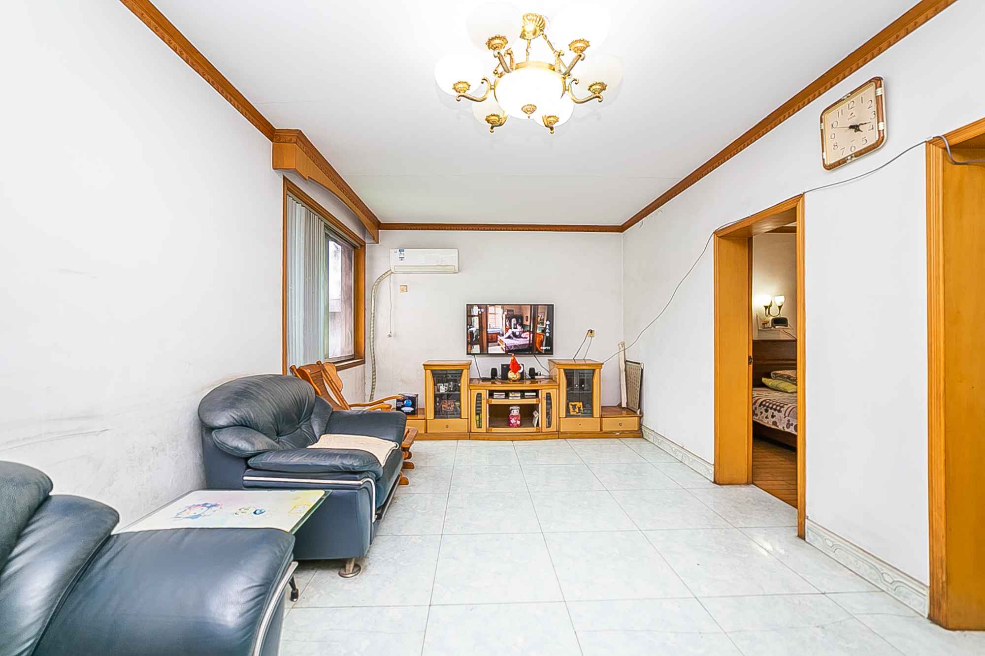 湖开小区(湖南开关厂宿舍)/南大桥社区  2室2厅1卫    35.0万 湖开小区(湖南开关厂宿舍)/南大桥社区  2室2厅1卫    35.0万