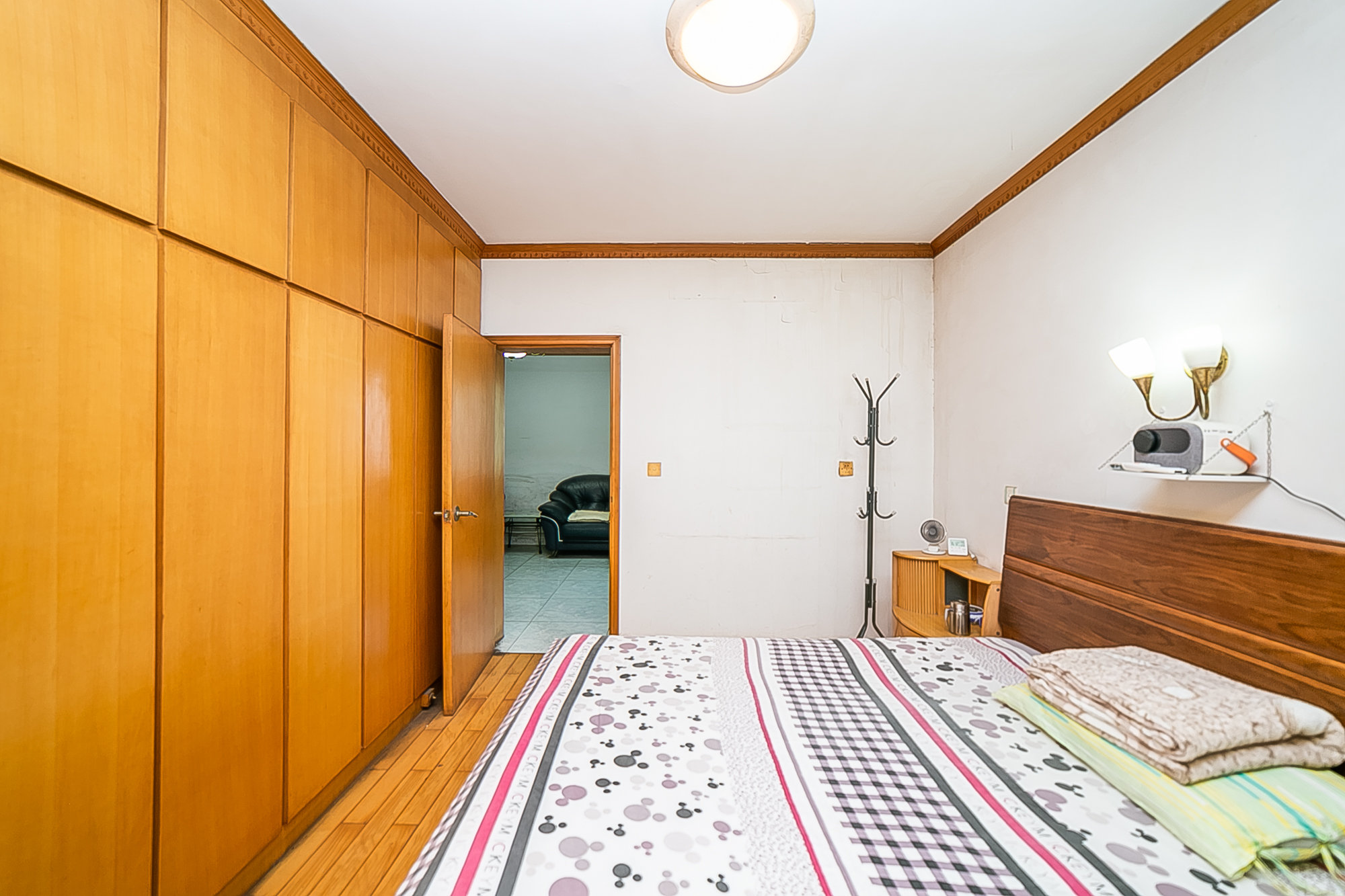 湖开小区（湖南开关厂宿舍）/南大桥社区  2室2厅1卫   40.00万卧室