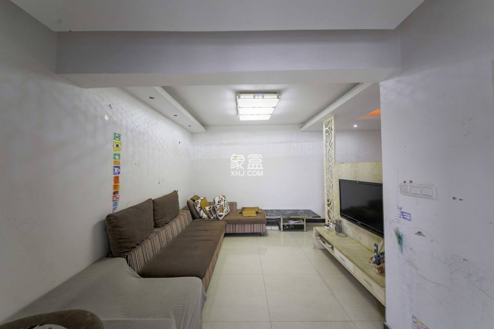 长大彩虹都  3室2厅1卫    64.8万