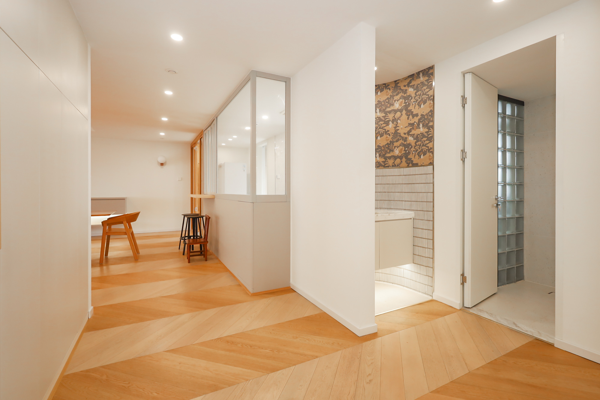 绿地湖湘中心  3室2厅3卫    400.0万 绿地湖湘中心  3室2厅3卫    400.0万其他