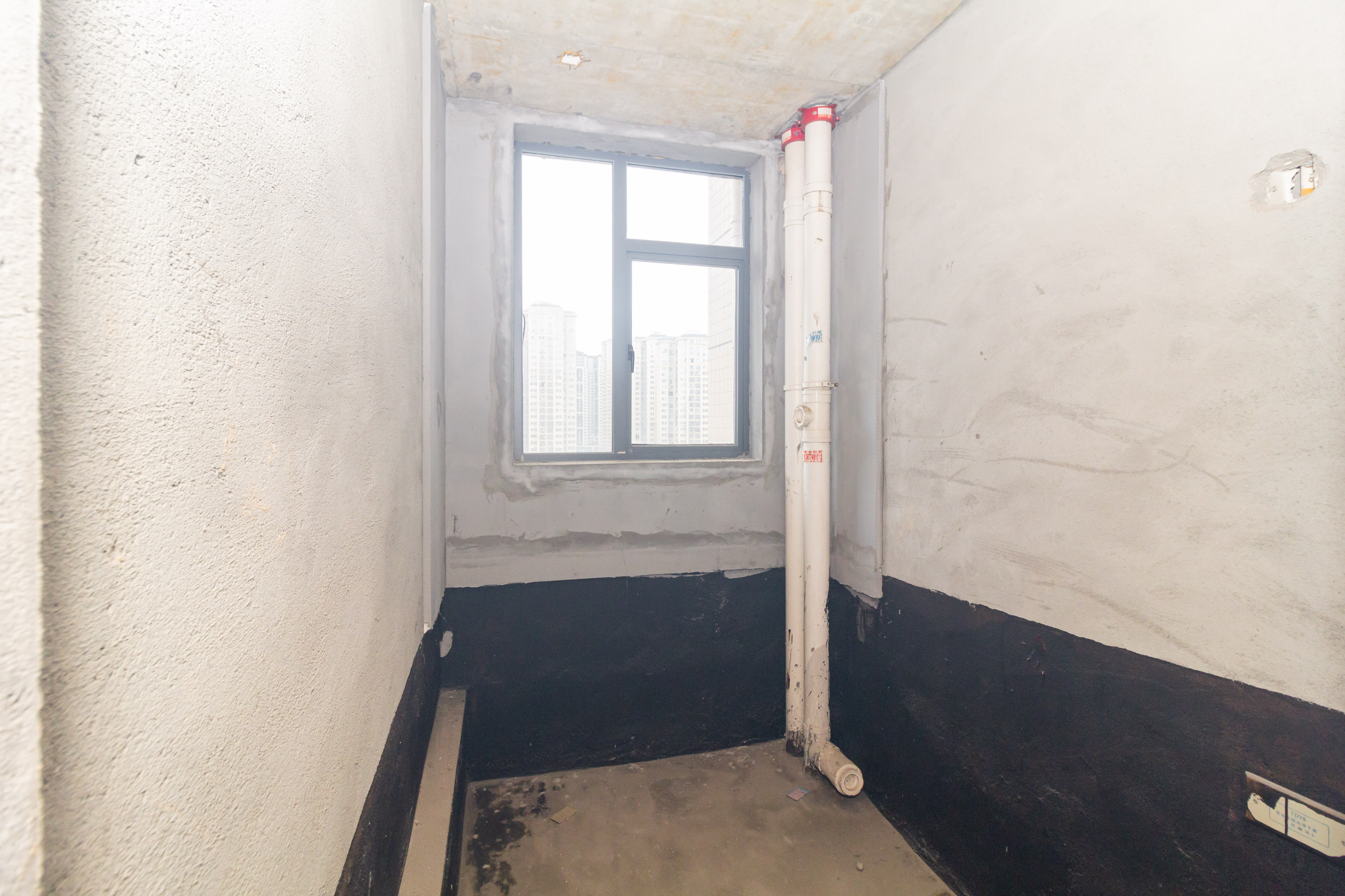 湘预家园  3室2厅2卫    62.8万卫生间