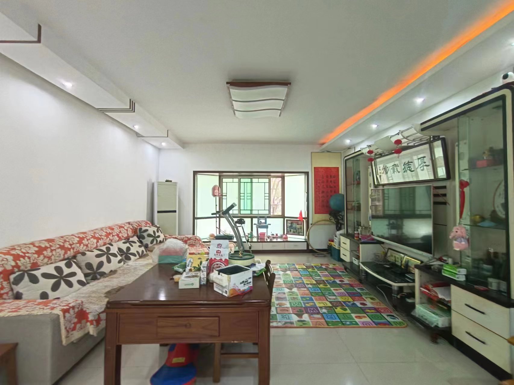 天台小区  4室2厅2卫    54.8万 天台小区  4室2厅2卫    54.8万室内图